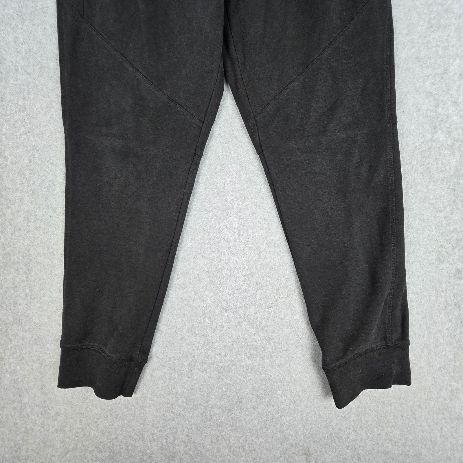 Reebok Reebok Medium Black Training Pants Athletic Fit Elastic Size US 30 / EU 46 - 4 Thumbnail