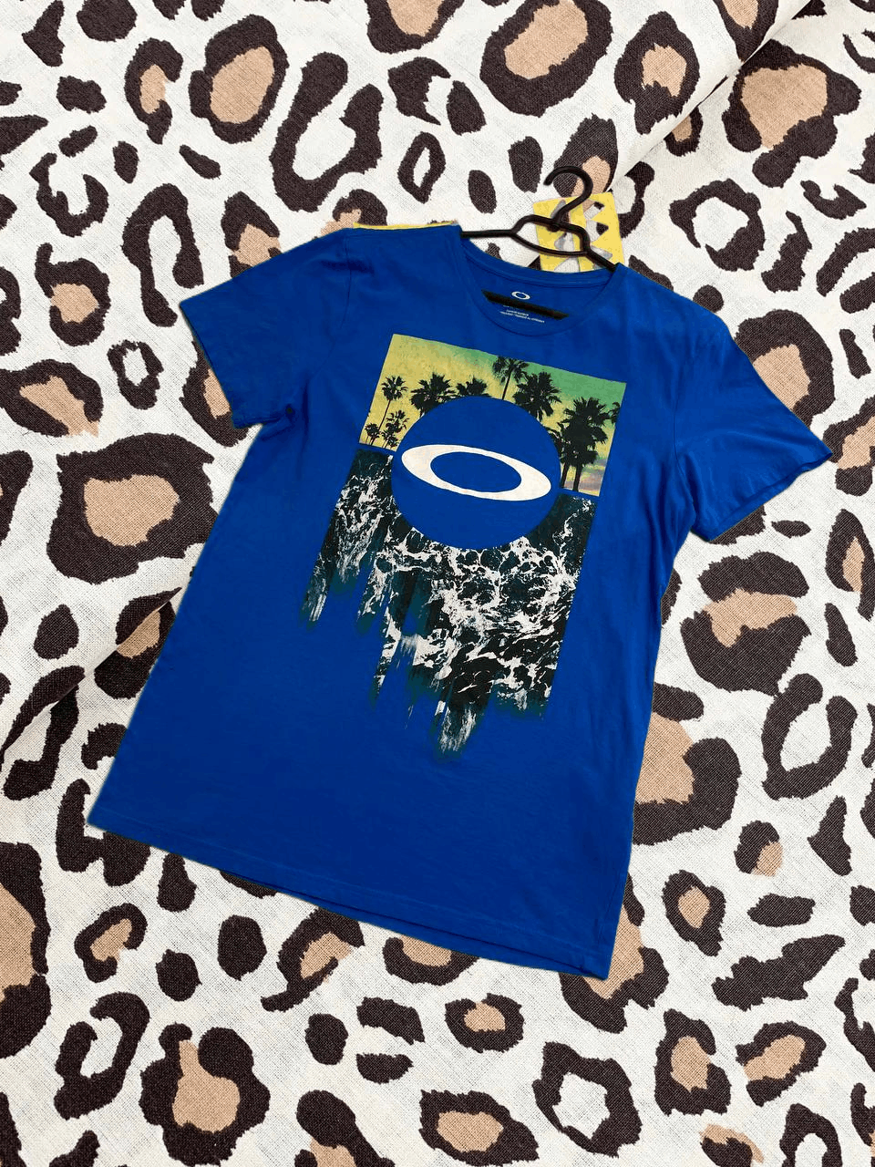 Oakley Oakley vintage hype y2k streetwear style t-shirt Size US L / EU 52-54 / 3 - 1 Thumbnail