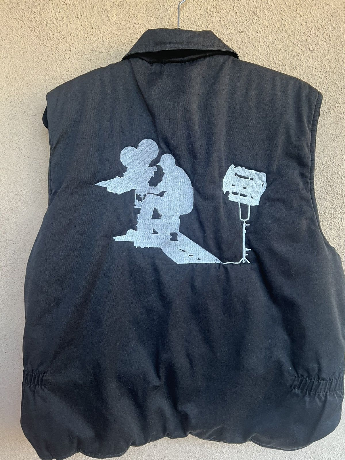 Vintage Vintage 90's black padded production vest L Size US L / EU 52-54 / 3 - 1 Thumbnail