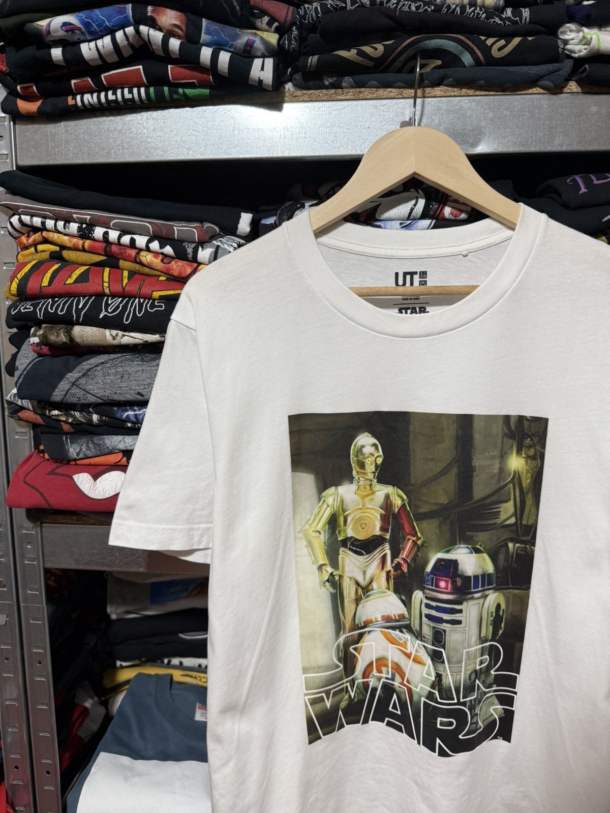 Uniqlo Uniqlo Star Wars R2-D2 C-3PO Japanese Brand T-Shirt Y2K Hype Size US L / EU 52-54 / 3 - 3 Thumbnail