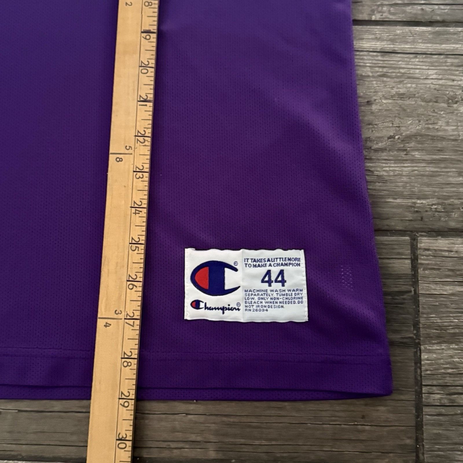 Champion VTG CHAMPION UTAH JAZZ JOHN STOCKTON PURPLE BASKETBALL JERSE Size US L / EU 52-54 / 3 - 4 Thumbnail