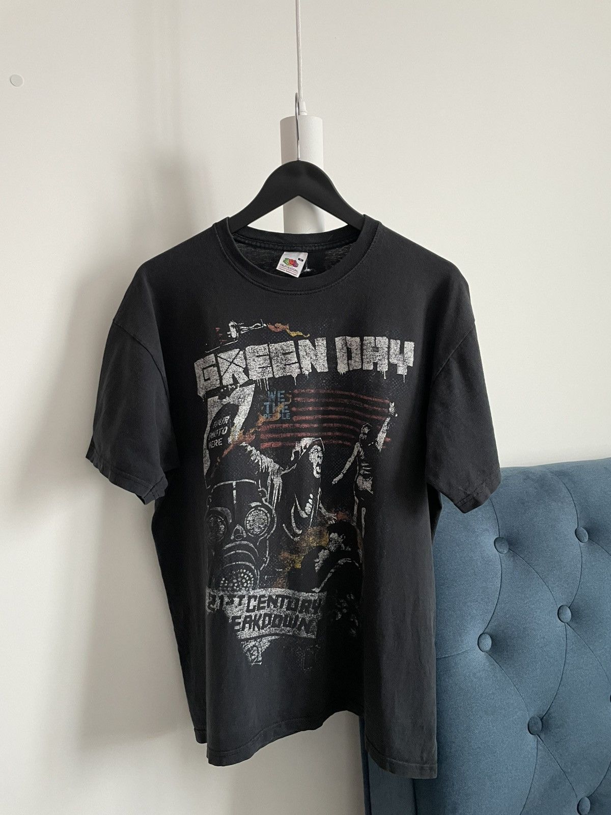 Band Tees Vintage Green Day 2010 Tour F-Shirt Band Tee Black RARE Size US M / EU 48-50 / 2 - 1 Thumbnail