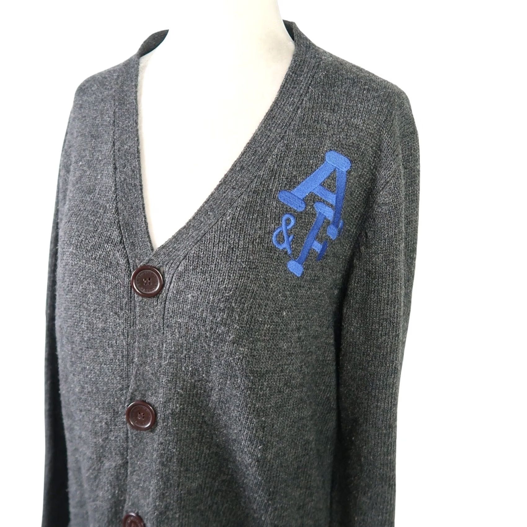 Abercrombie & Fitch Abercrombie & Fitch Muscle Fit Charcoal Grey Cotton Knit Cardigan Sweater Mens M Size US M / EU 48-50 / 2 - 2 Thumbnail
