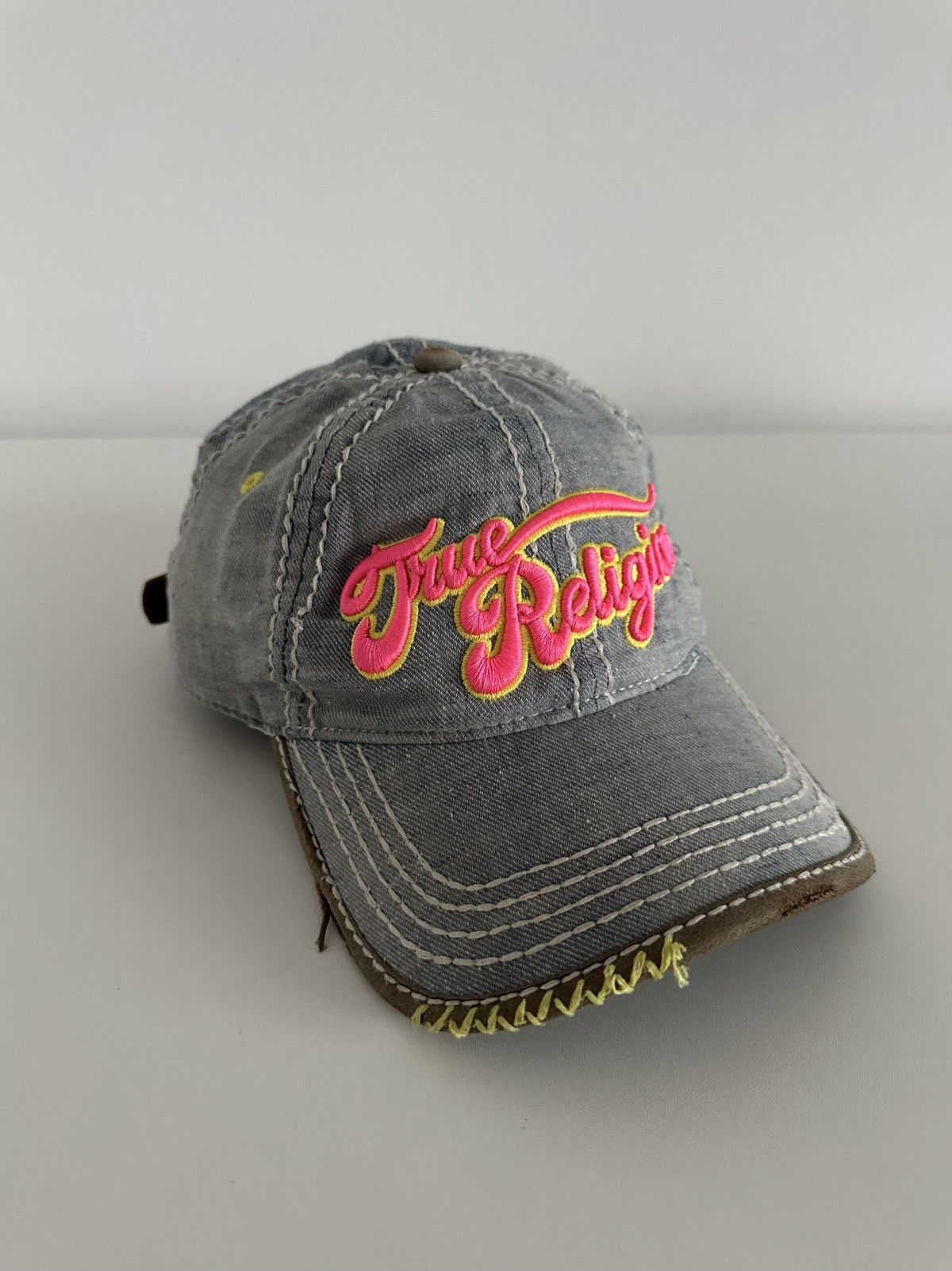 True Religion Vintage Y2K True Religion Pink Big Logo Washed  display picture 2