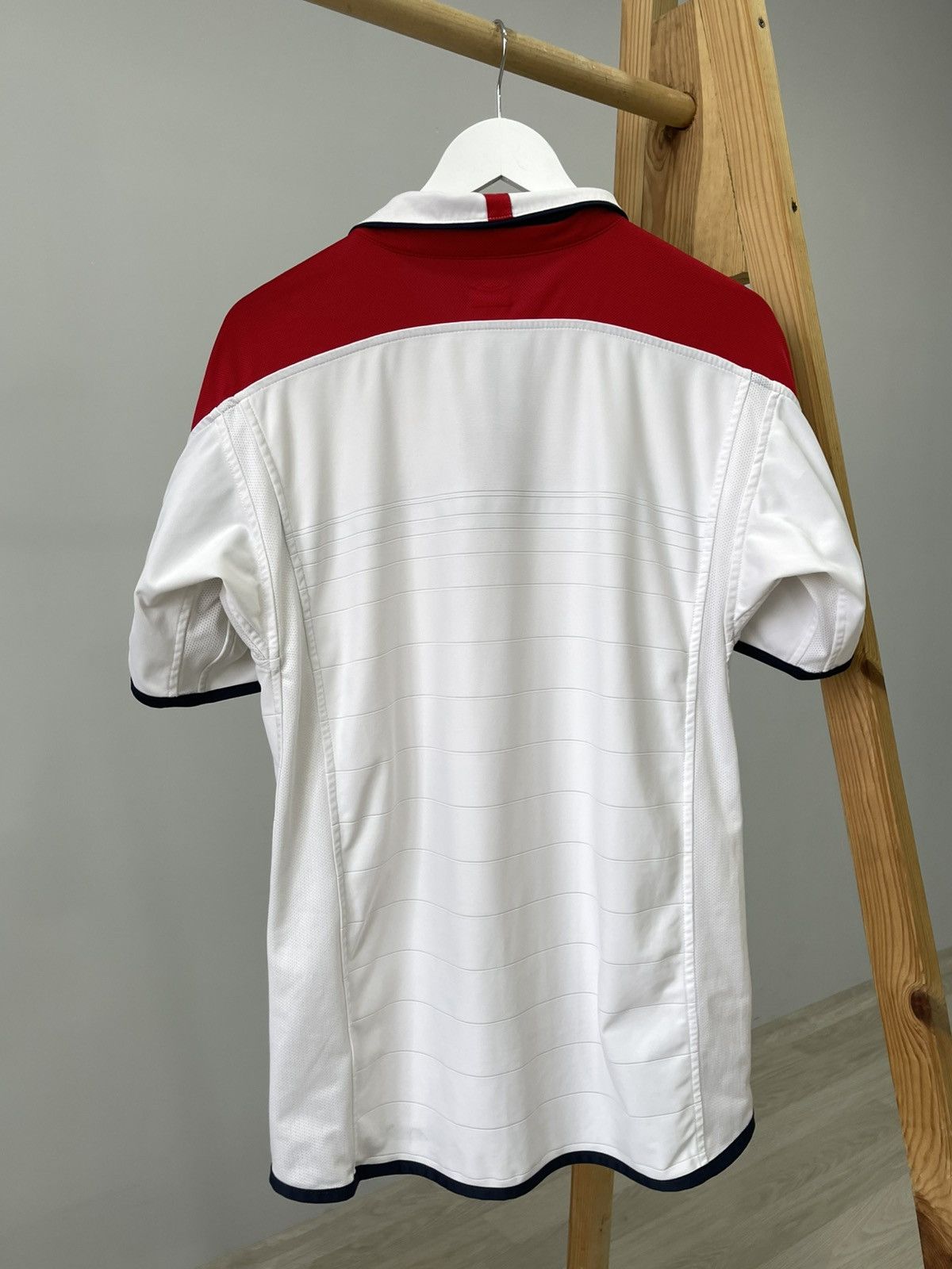 Umbro Vintage 2003/2005 Umbro England Reversible Home Kit Jersey Size US M / EU 48-50 / 2 - 14 Thumbnail