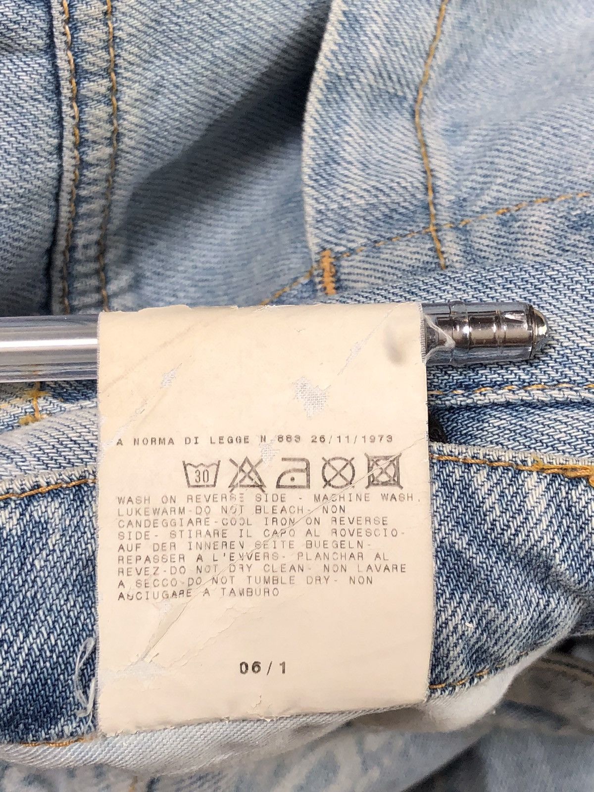 Dolce & Gabbana Dolce & Gabbana Multiy Logo Jeans Size US 30 / EU 46 - 18 Thumbnail