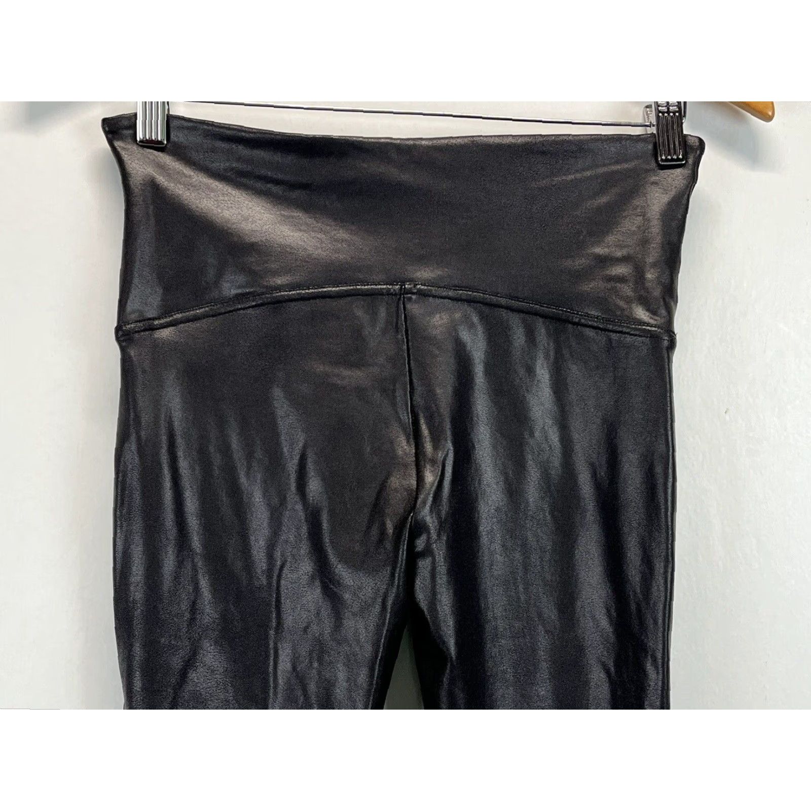 Spanx Spanx Faux Leather Leggings Womens Large Black Stretch Size 36" / US 14 / IT 50 - 4 Thumbnail