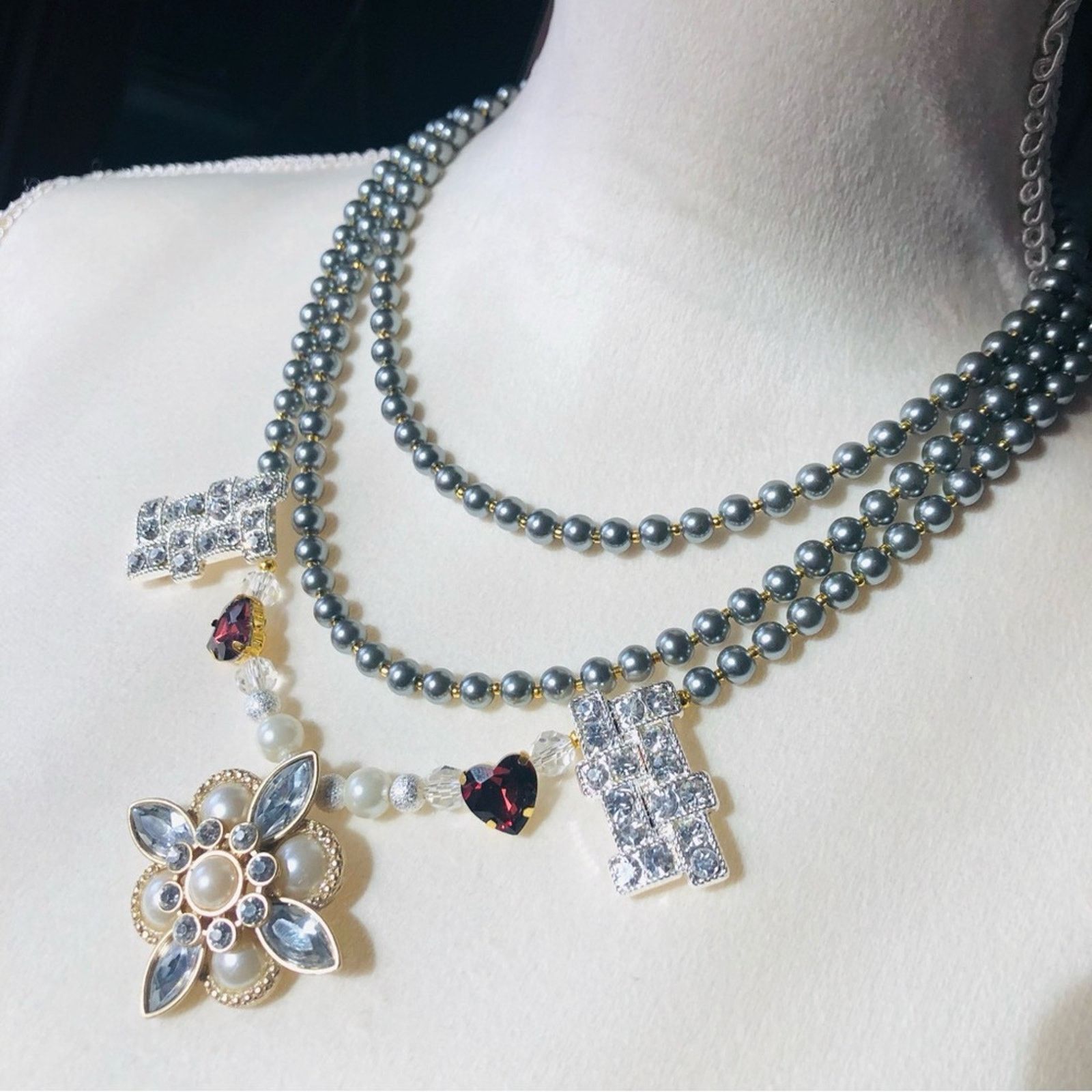 Handmade Handcrafted repurpose faceted gem Czech glass Pearl necklace Size ONE SIZE - 3 Thumbnail