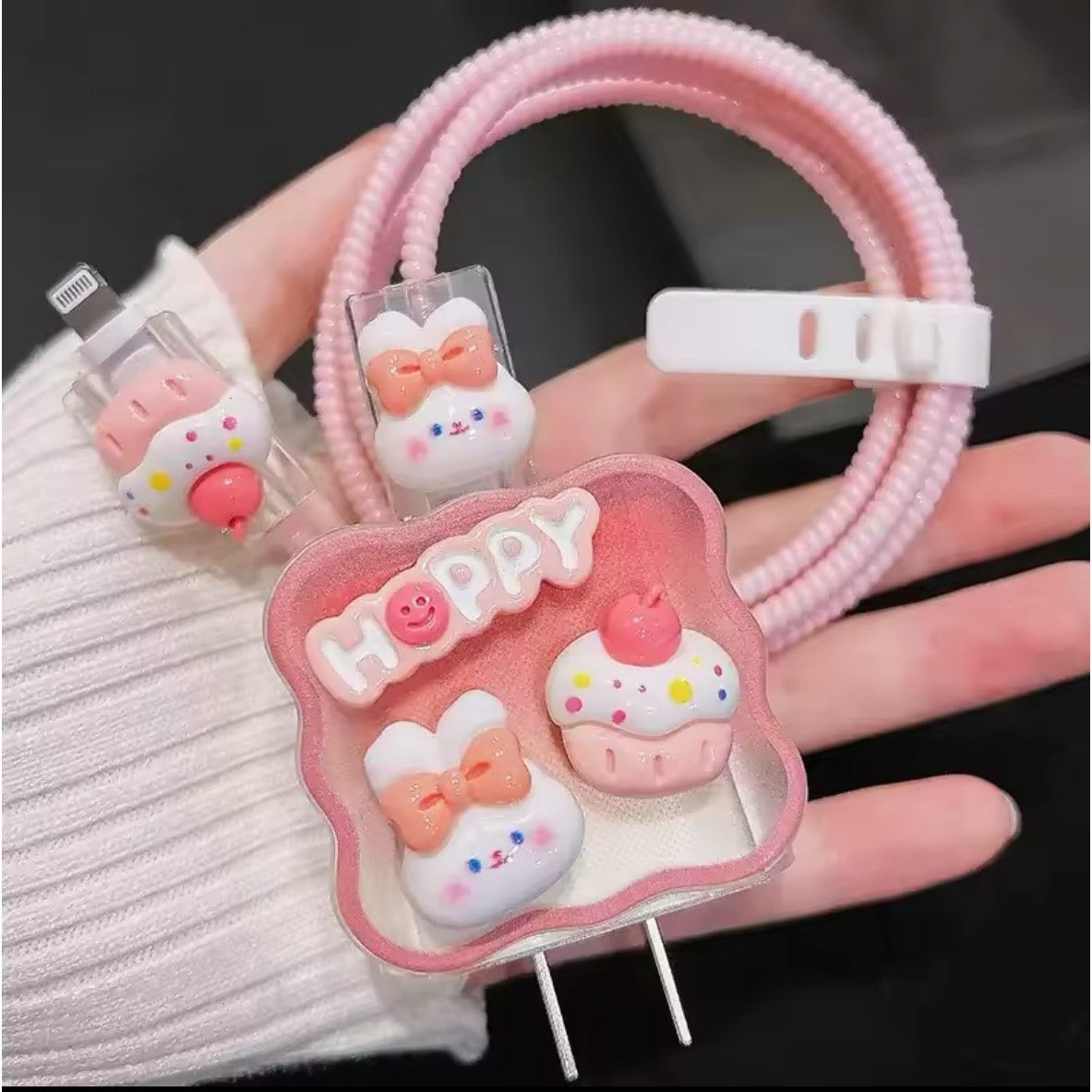 & Other Stories iPhone CHarger Protector P14 Size ONE SIZE - 3 Thumbnail