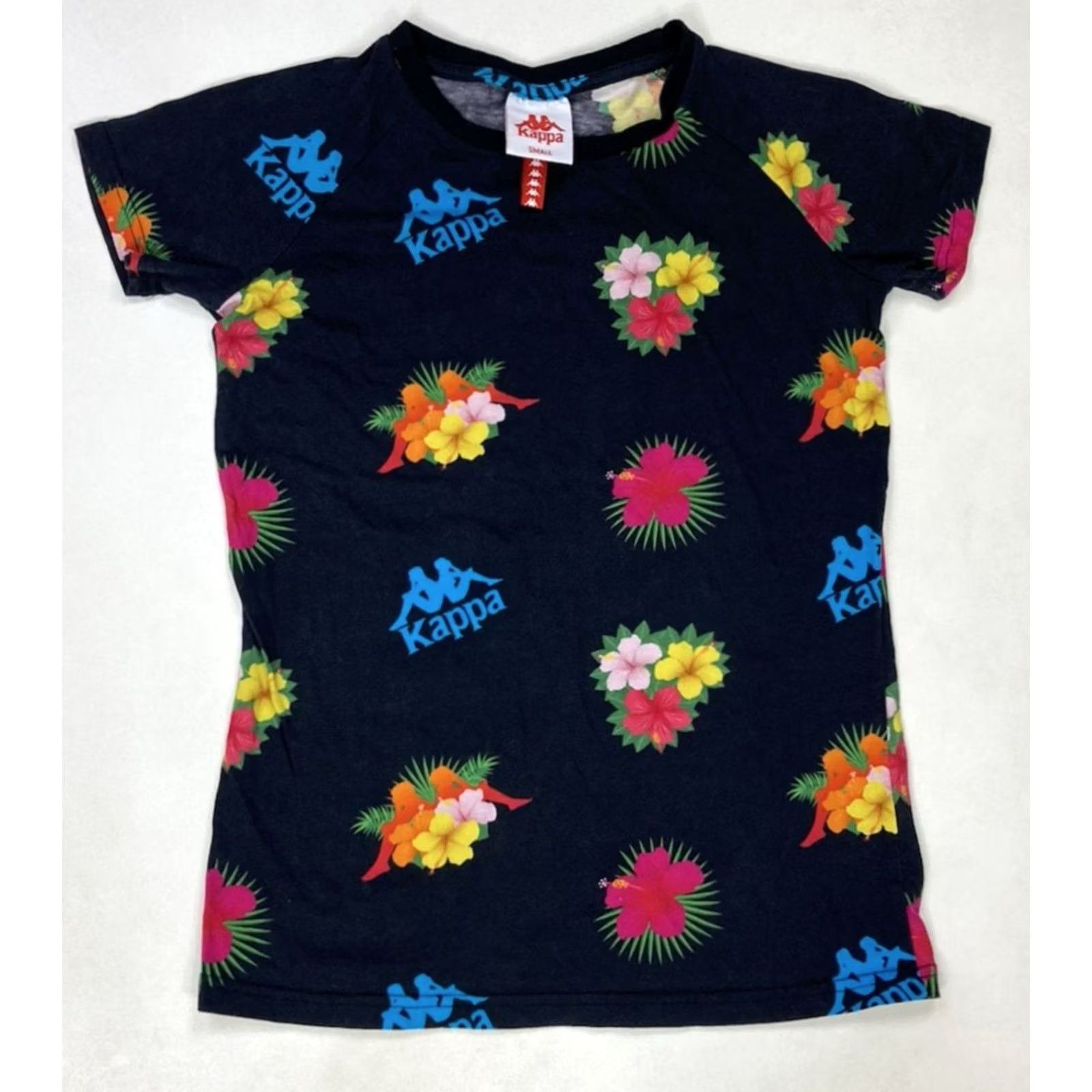 Kappa Kappa Logo Floral All Over Print Graphic T-shirt Women Small Black Short Sleeve Size S / US 4 / IT 40 - 2 Thumbnail
