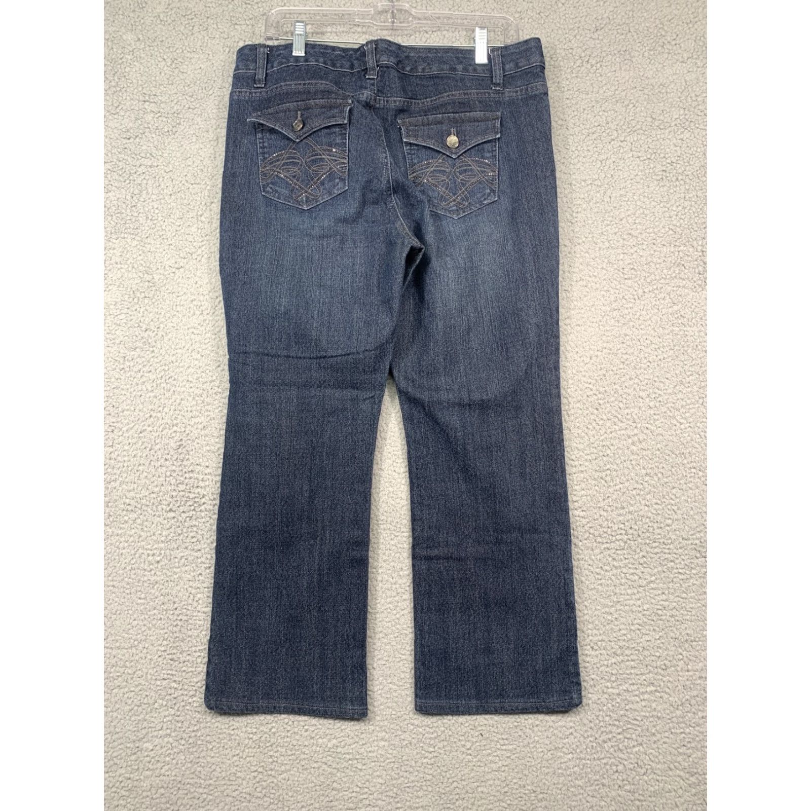 Area Covington Petite Jeans Womens 14P Blue Straight 36x26.5 5-Pocket Rear Flap Pockets Size 36" / US 14 / IT 50 - 7 Thumbnail