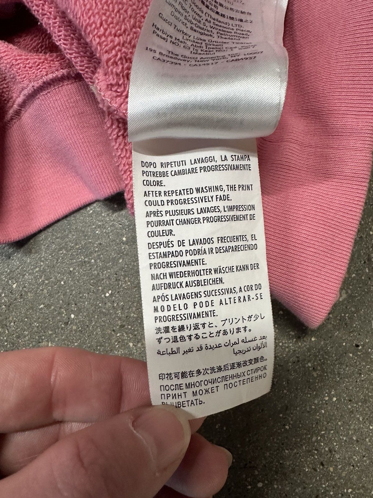 Gucci Gucci Pineapple Pull Over Hoodie Light Pink/Multi Size US XXS / EU 40 - 11 Thumbnail