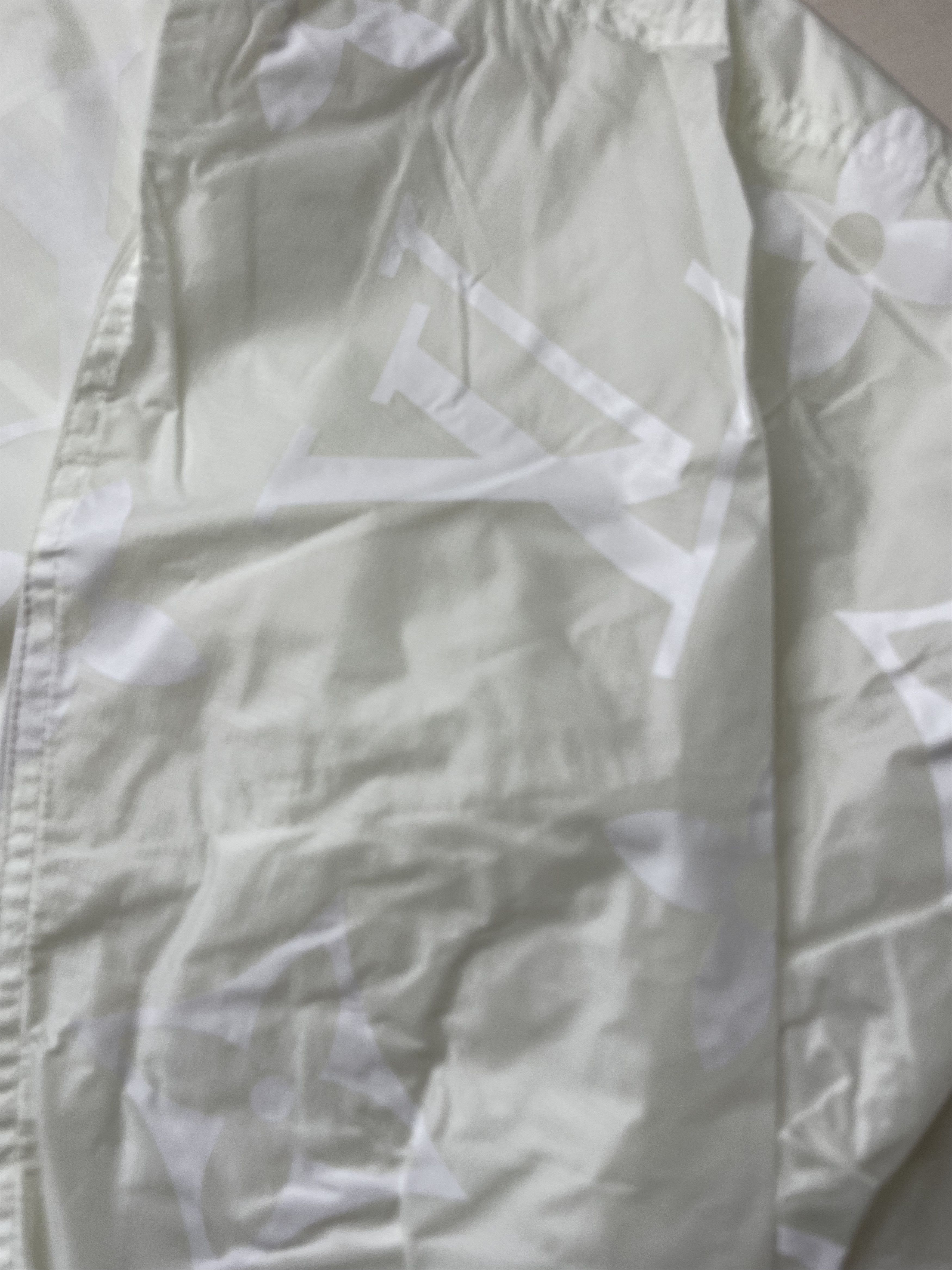 Louis Vuitton Louis Vuitton Full Logo Zippered Assault Jacket Size US S / EU 44-46 / 1 - 6 Thumbnail