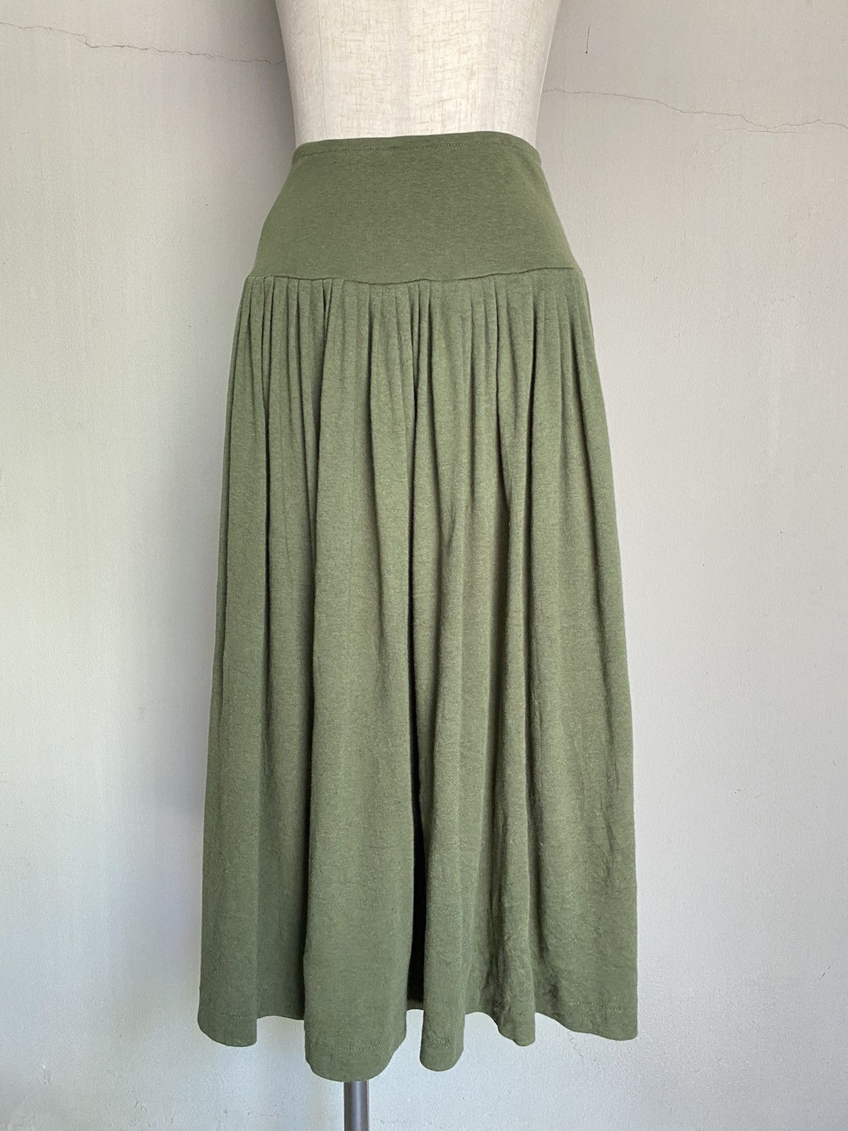Norma Kamali NORMA KAMALI Olive Green Gathered Skirt. Size M / US 6-8 / IT 42-44 - 12 Thumbnail