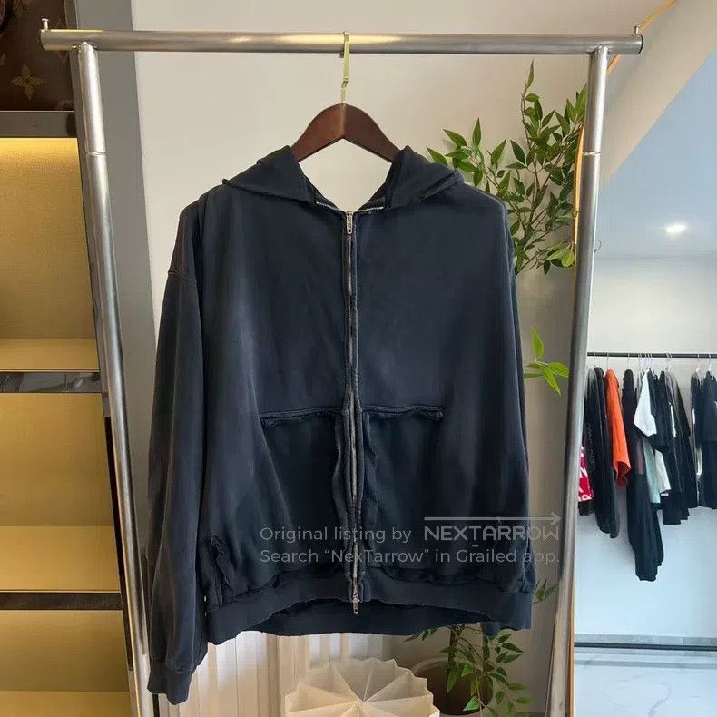 Balenciaga Balenciaga Alphabet Logo Printed Zipper Black Size US M / EU 48-50 / 2 - 1 Thumbnail