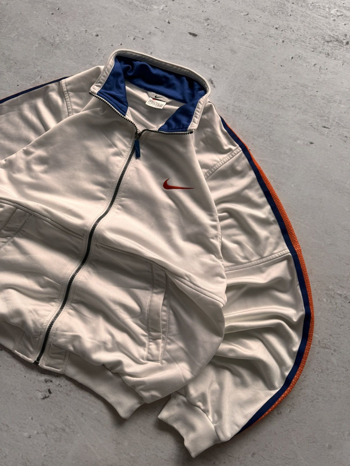 Nike × Vintage NIKE VINTAGE CENTER LOGO OVERSIZE BOXY ZIP HOODIE Size US S / EU 44-46 / 1 - 4 Thumbnail
