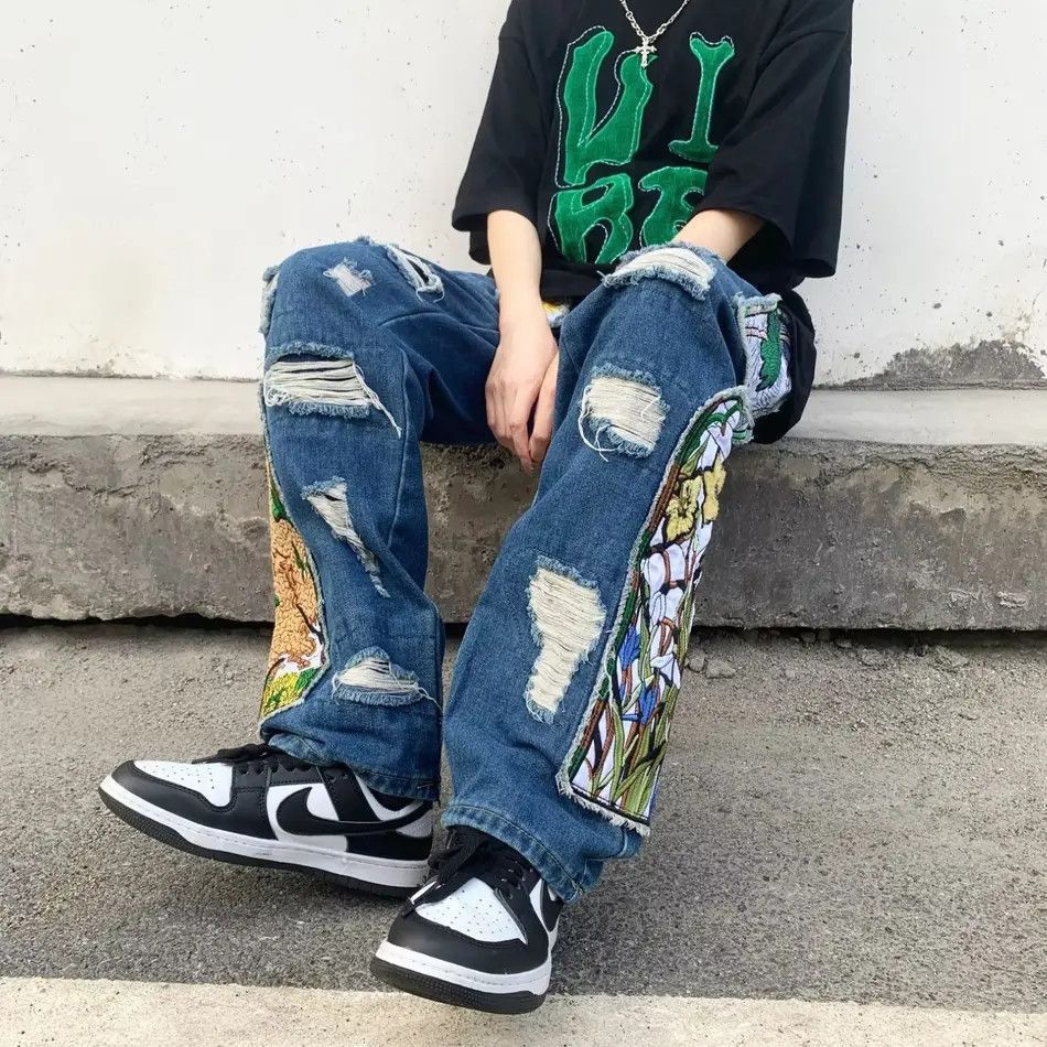 Japanese Brand Embroidered patchwork straight leg jeans Size US 32 / EU 48 - 2 Thumbnail