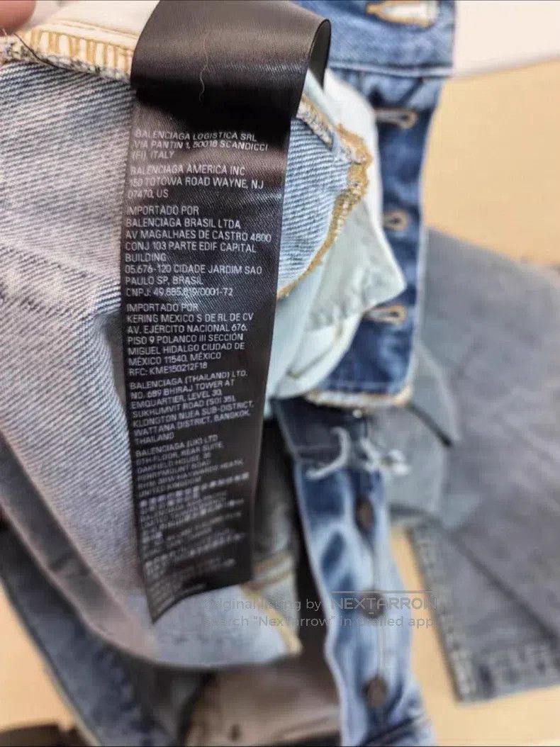Balenciaga Balenciaga size XS Wash blue denim jeans Size US 27 - 5 Thumbnail