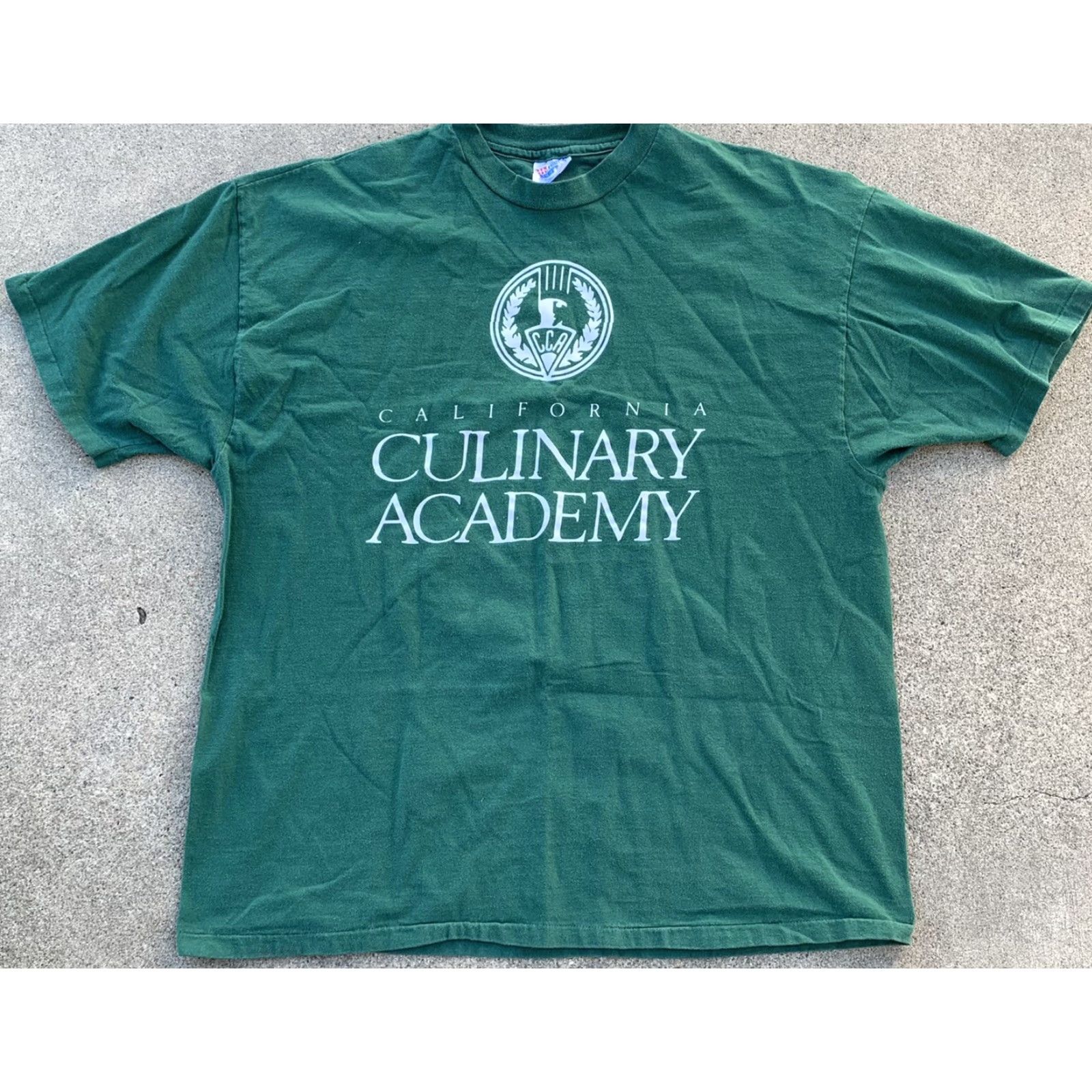 Hanes vintage Hanes California Culinary Academy t-shirt graphic tee 1990s single stitch XXL Green Cotton crew neck short sleeve Men Size US XXL / EU 58 / 5 - 3 Thumbnail
