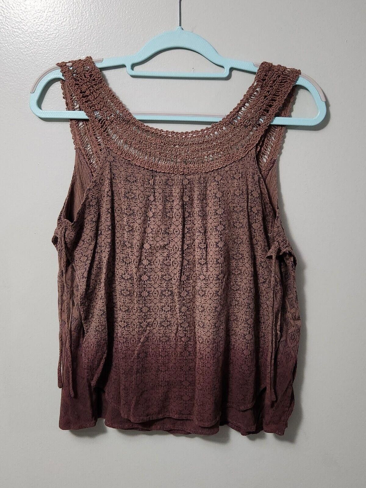 Designer Gimmicks By BKE Tank Top Pink Mauve Ombre Crochet Knit Boho Size XS / US 0-2 / IT 36-38 - 1 Thumbnail