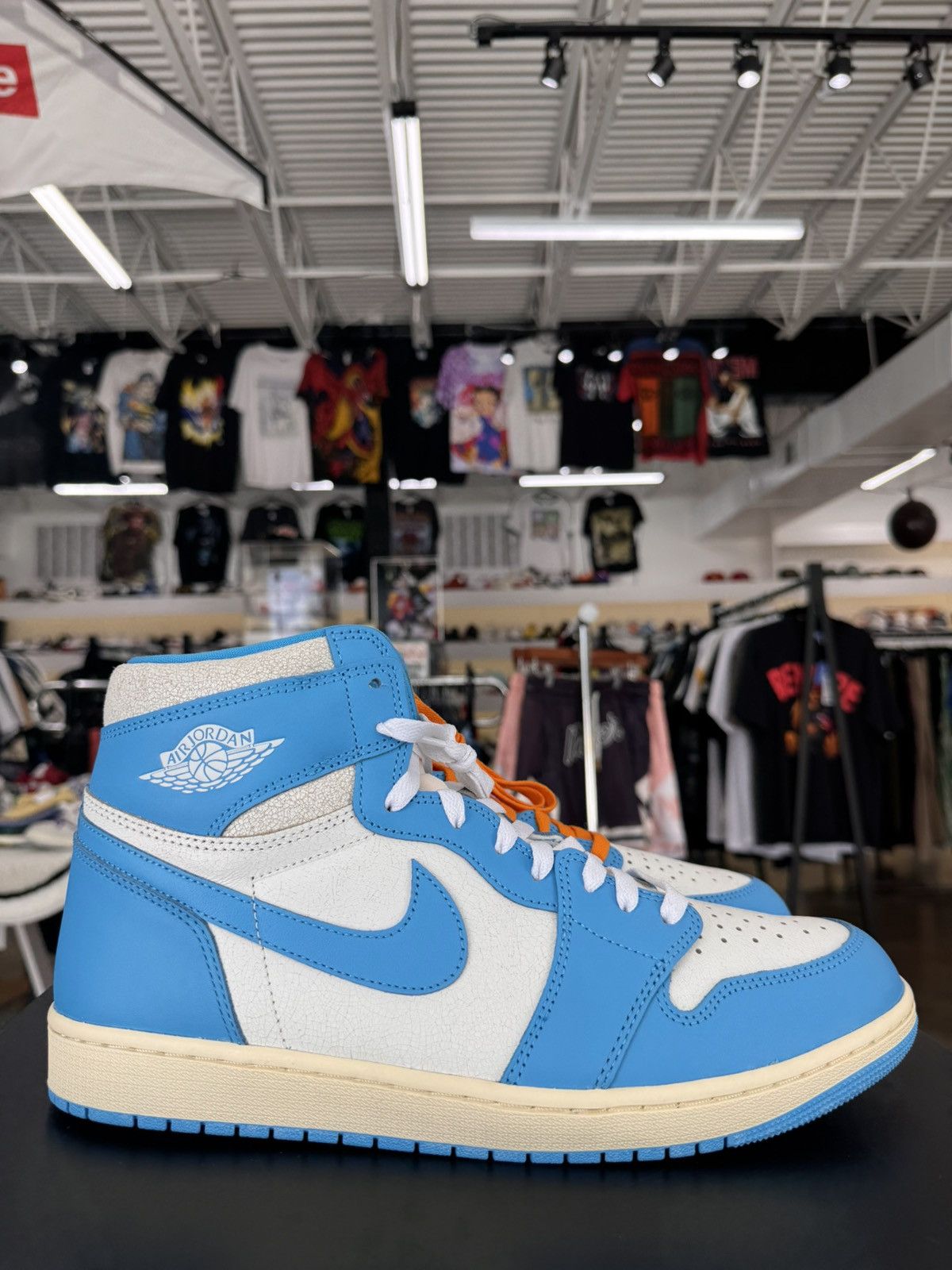 Jordan Brand Air Jordan 1 High UNC Reimagined Size 13 (2025) Size US 13 / EU 46 - 6 Thumbnail