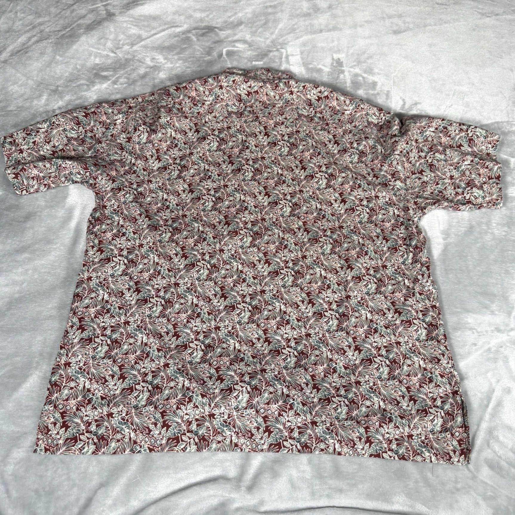 Tori Richard Tori Richard Shirt Mens L Red Honolulu Hawaiian Cotton Lawn Made In USA Size US L / EU 52-54 / 3 - 4 Thumbnail