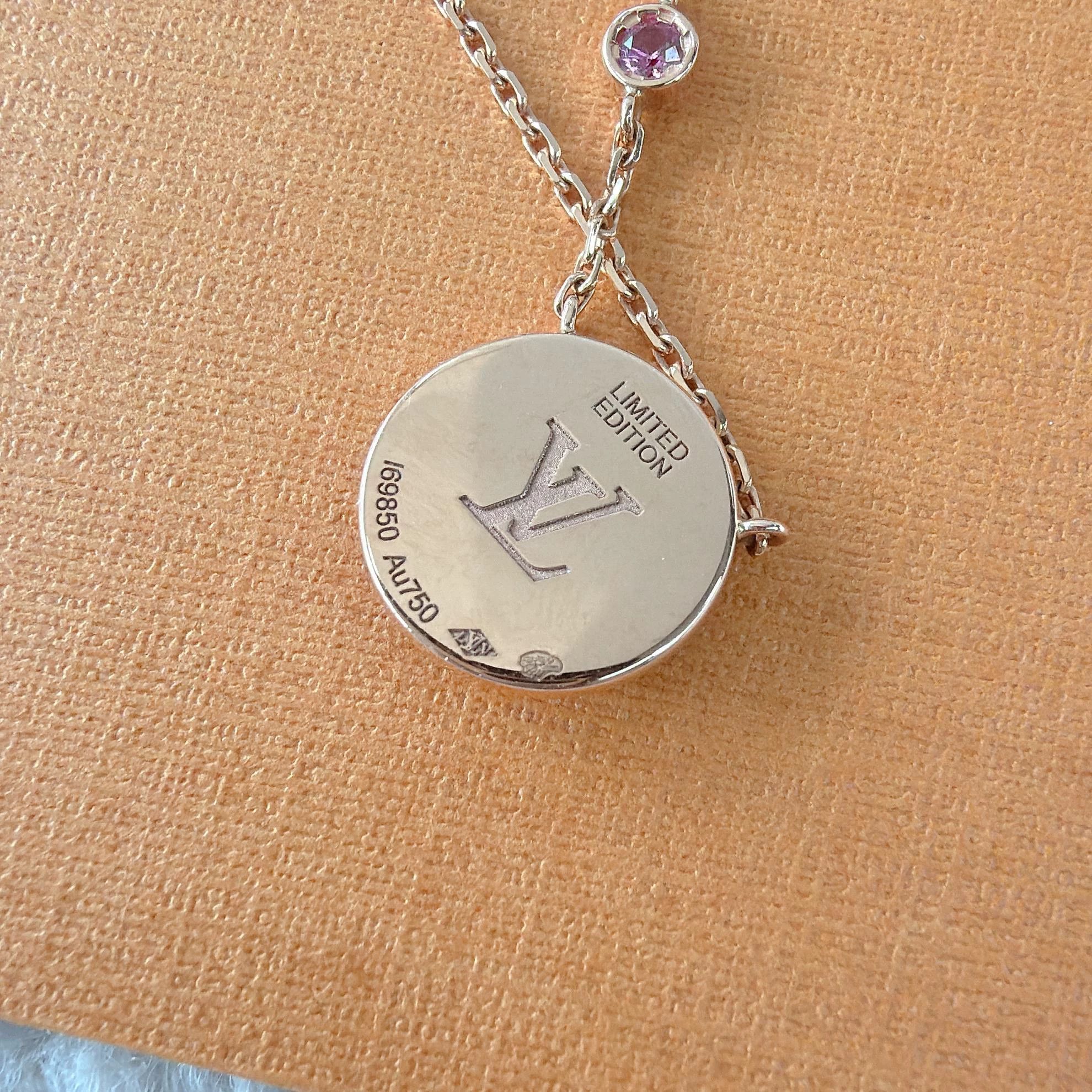 Louis Vuitton LV Pink 4-Leaf Clover Sapphire Necklace 5273 Size ONE SIZE - 4 Thumbnail