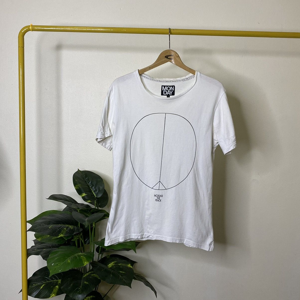 Cheap Monday Cheap Monday Increase The Peace Tee Size US S / EU 44-46 / 1 - 1 Thumbnail