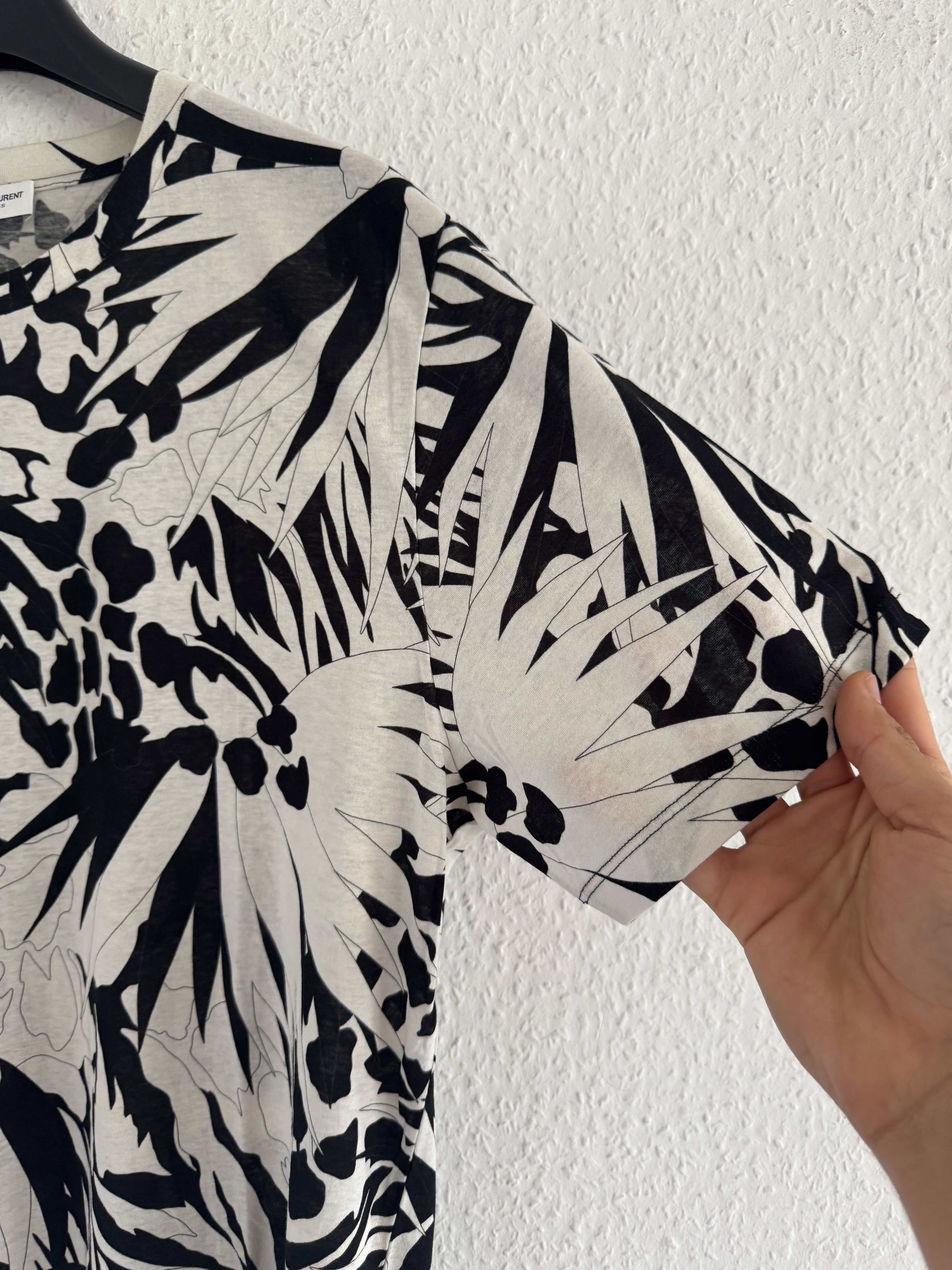 Saint Laurent Paris Jungle Flower Print T-Shirt Size US XL / EU 56 / 4 - 4 Thumbnail