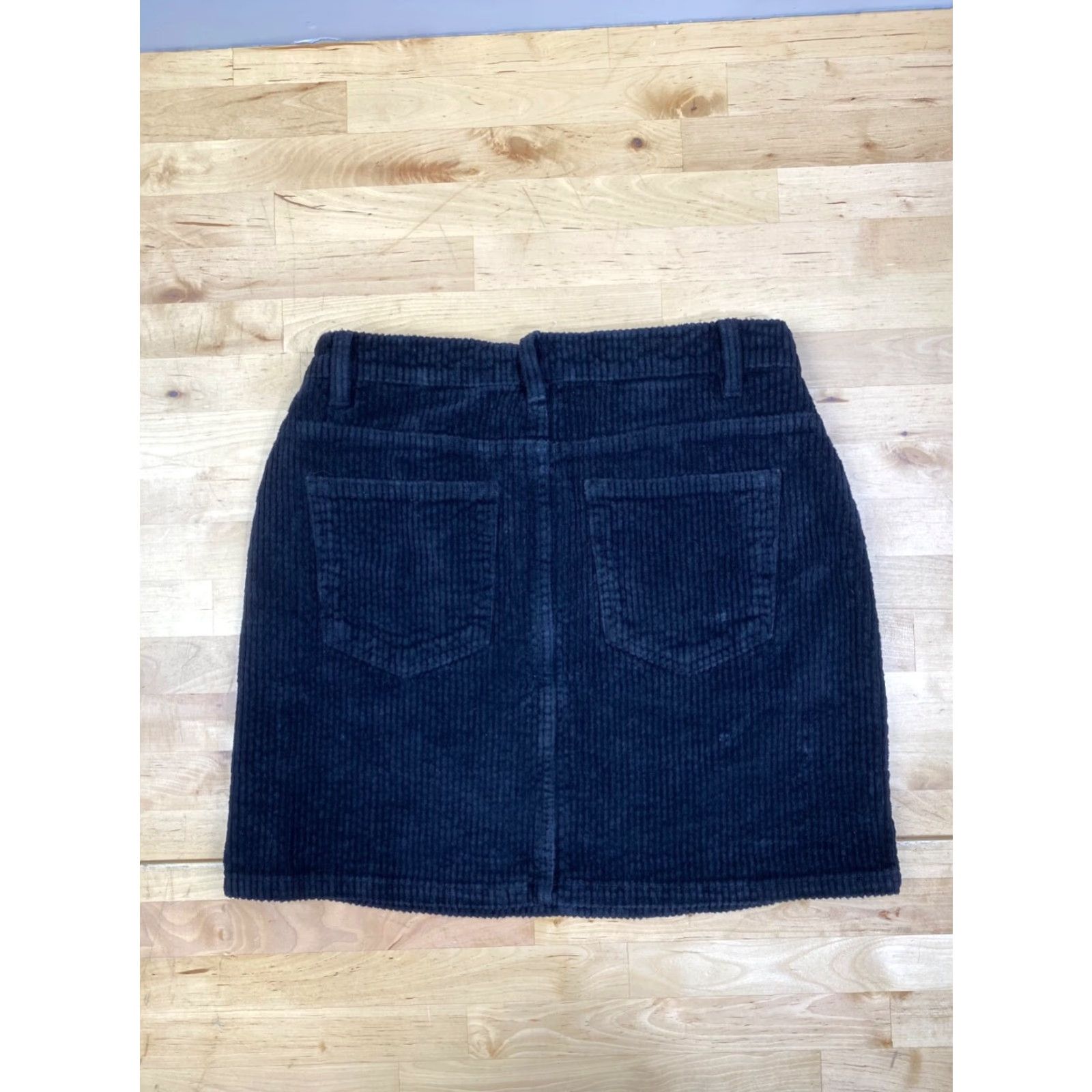 Zara Zara TRF Collection Womens Mini Corduroy Skirt M Black Casual #6207 Size 32" / US 10 / IT 46 - 2 Thumbnail