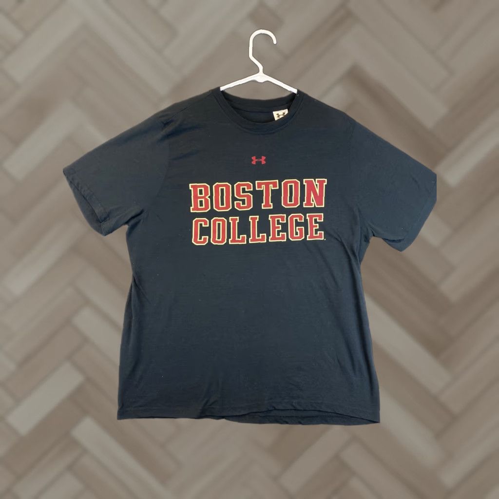 Under Armour VINTAGE Under Armour Boston College T-Shirt Men Large Black Activewear Cross Training Gym 78-24 Size US L / EU 52-54 / 3 - 1 Thumbnail