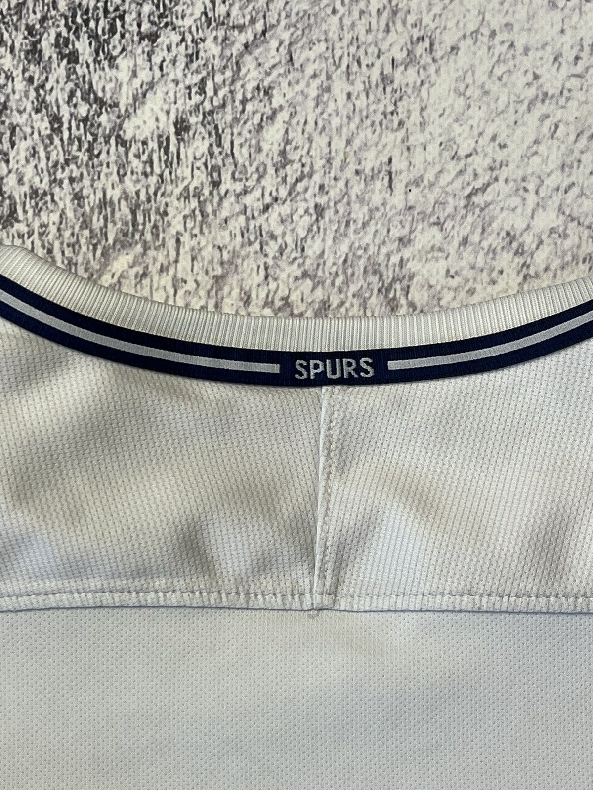 Nike TOTTENHAM HOTSPUR 2017/2018 HOME FOOTBALL SHIRT NIKE Size US XL / EU 56 / 4 - 20 Thumbnail