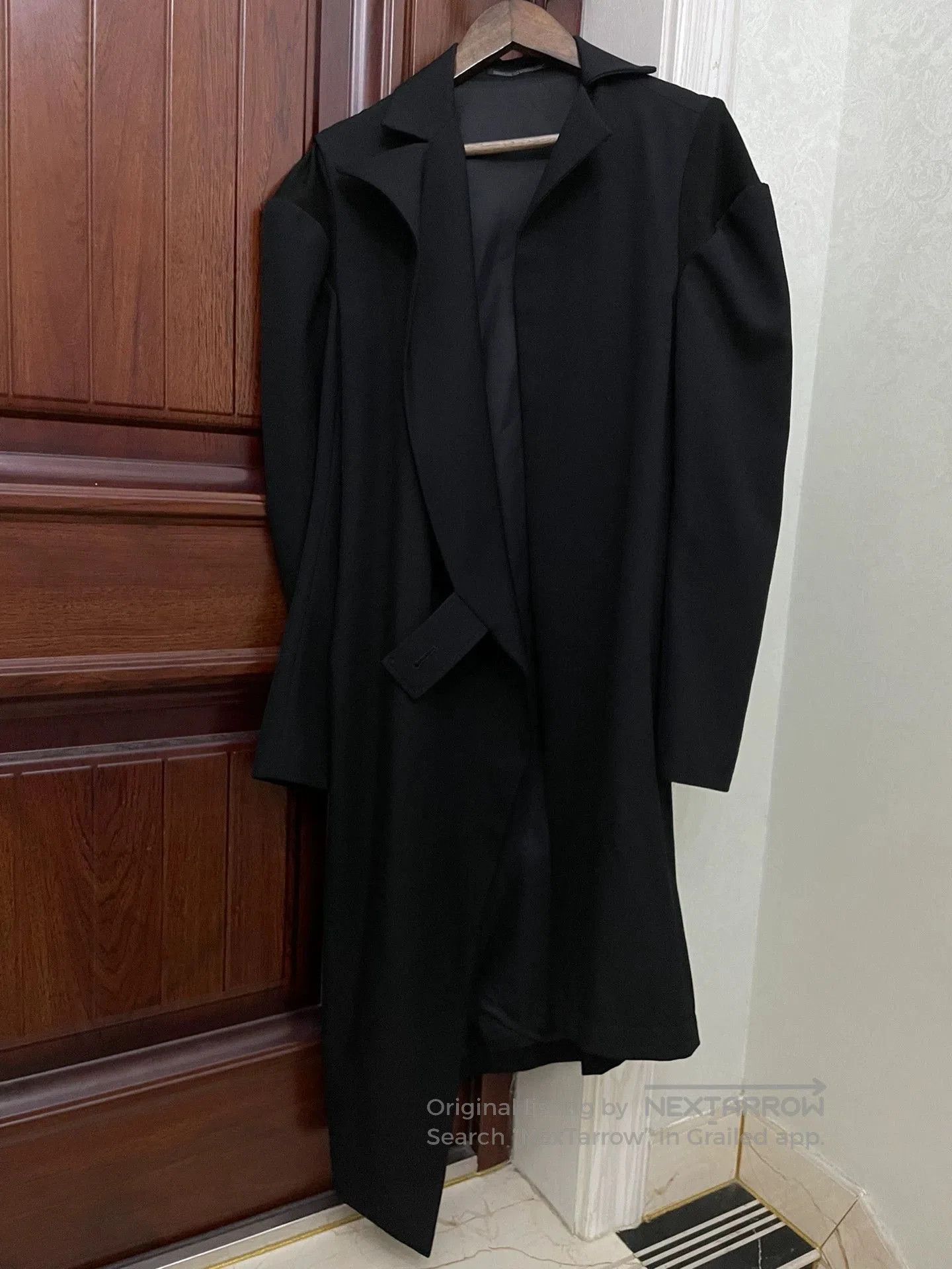 Yohji Yamamoto Yohji Yamamoto Women's Black Trench Coat. Size M / US 6-8 / IT 42-44 - 1 Thumbnail