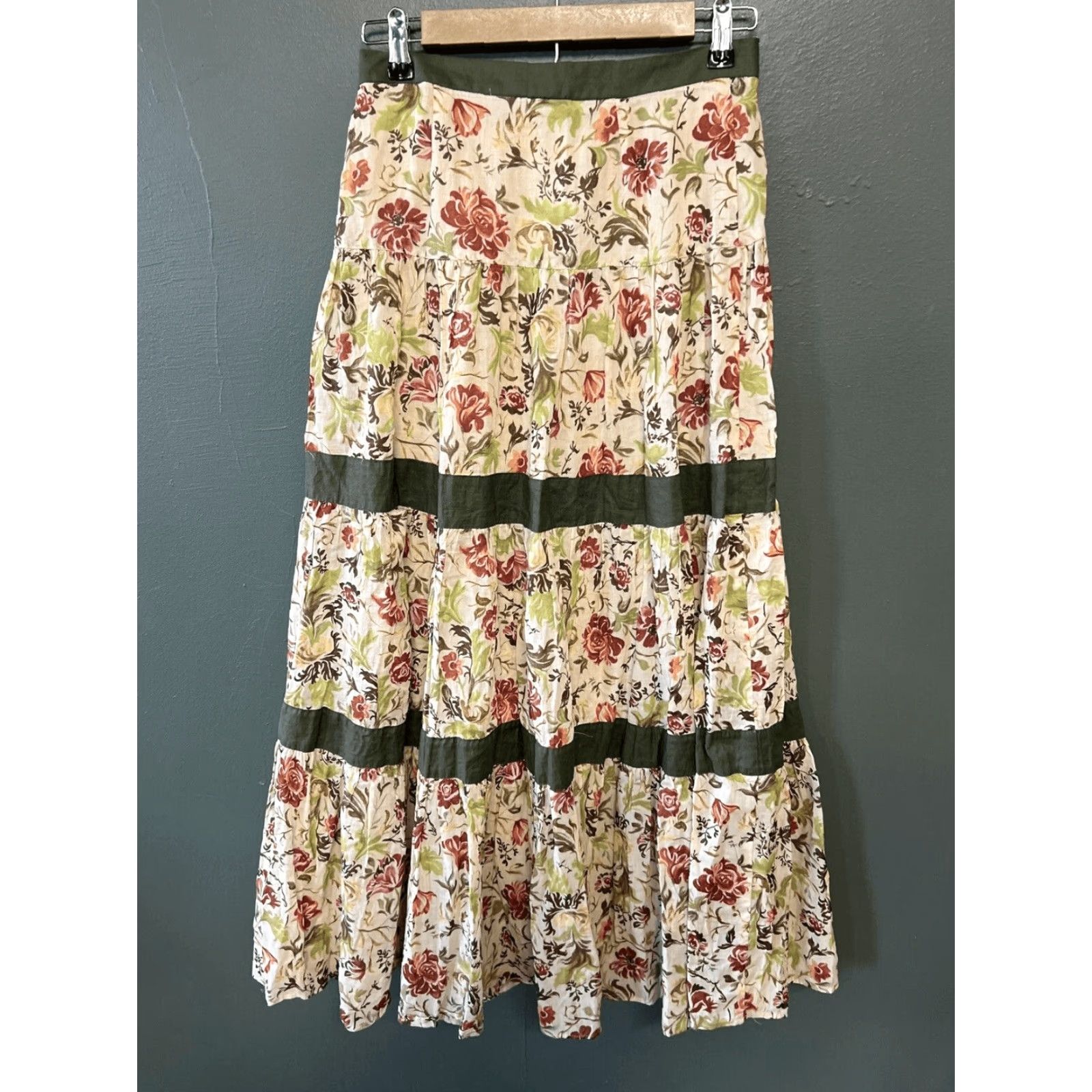 Zara Zara Floral Maxi Skirt Green Size Small Womens Size 28" / US 6 / IT 42 - 3 Thumbnail