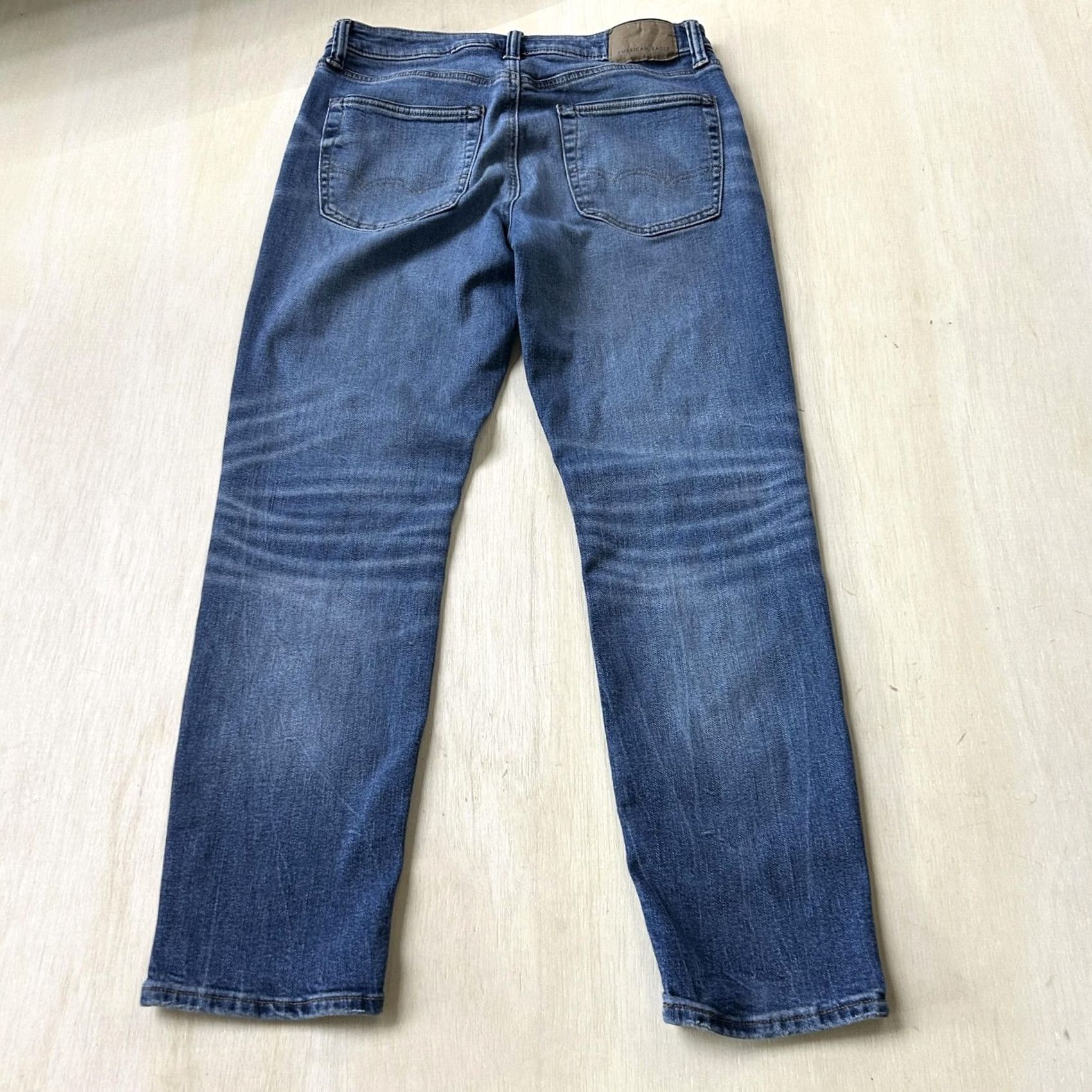 American Eagle Outfitters American Eagle Outfitters Airflex+ Jeans Mens 30x30 Medium Wash Straight Size US 30 / EU 46 - 4 Thumbnail
