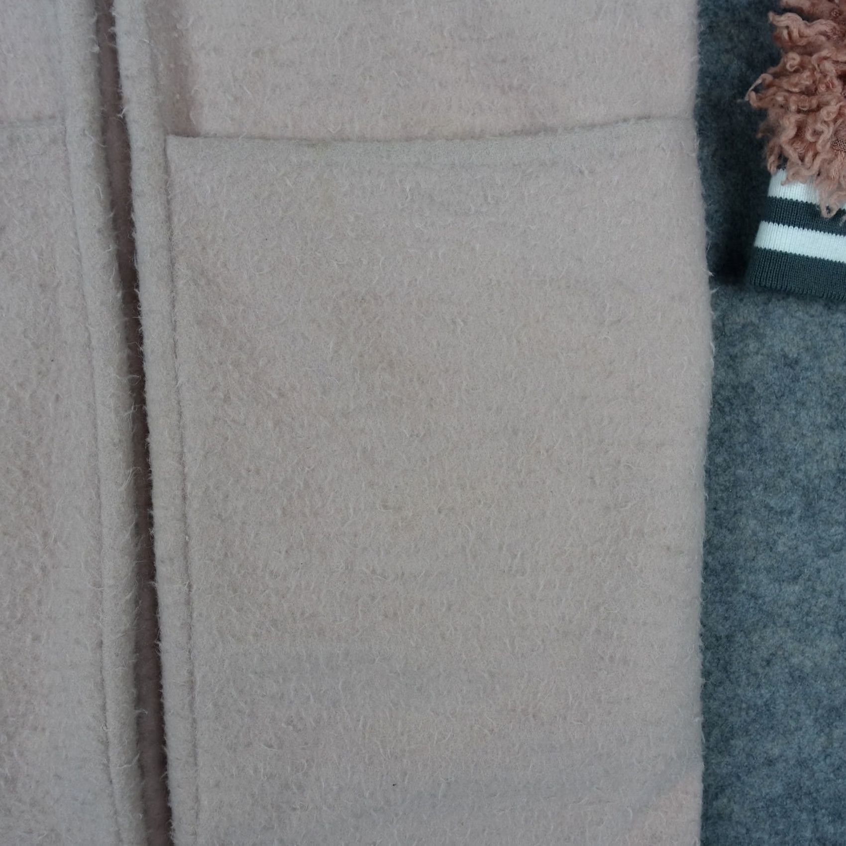 Pinko Fuzzy Pink Sherpa Faux Fur Long Bomber Jacket Open VTG Womens Large L Coat Size L / US 10 / IT 46 - 4 Thumbnail