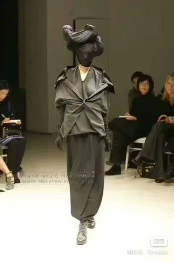 Junya Watanabe Junya Watanabe Double long butterfly collar silhouette shi Size US M / EU 48-50 / 2 - 7 Thumbnail