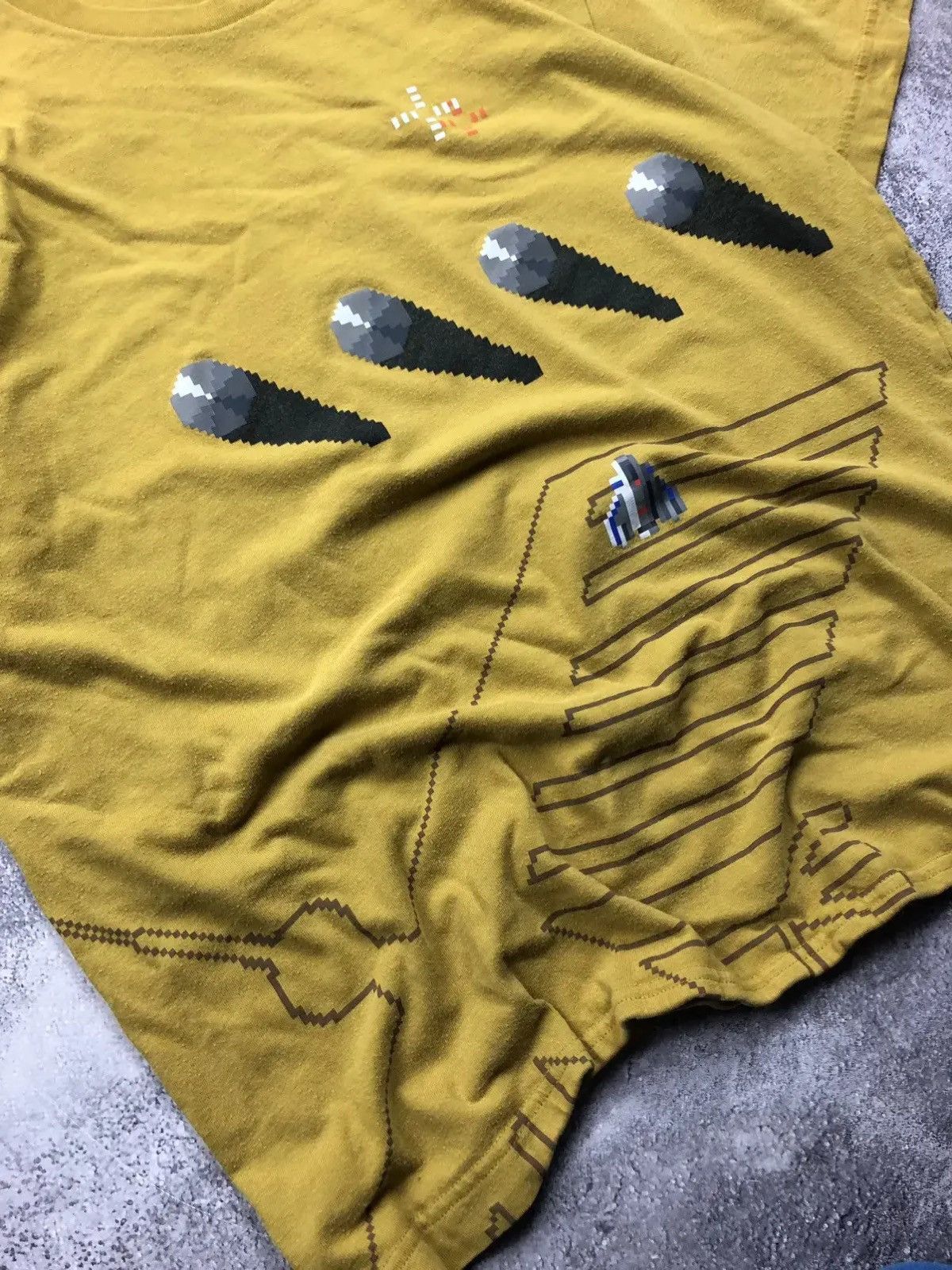 Uniqlo UNIQLO The Game By Namco Museum Streetwear Big Logo Rare Size US L / EU 52-54 / 3 - 4 Thumbnail