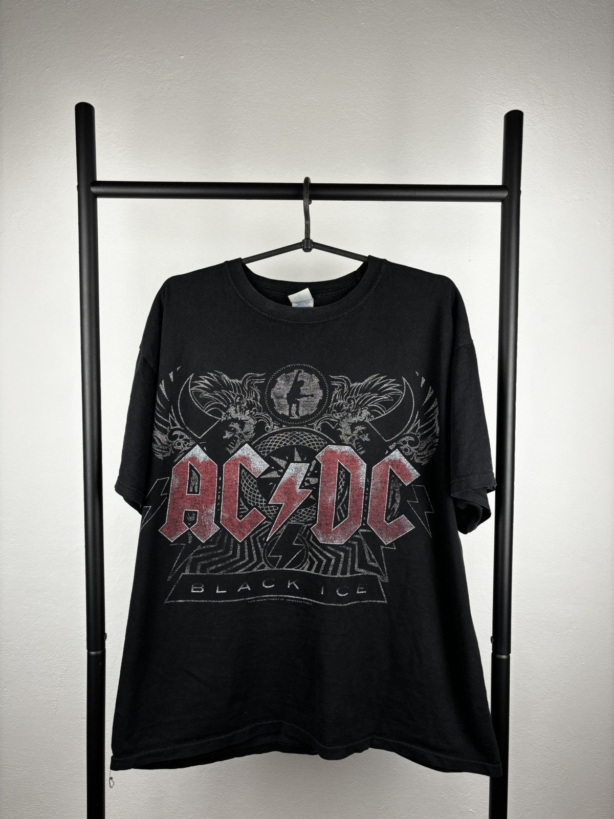 AC/DC × Band Tees × Vintage AC/DC Black Ice 2008 vintage t shirt size L Size US L / EU 52-54 / 3 - 1 Thumbnail