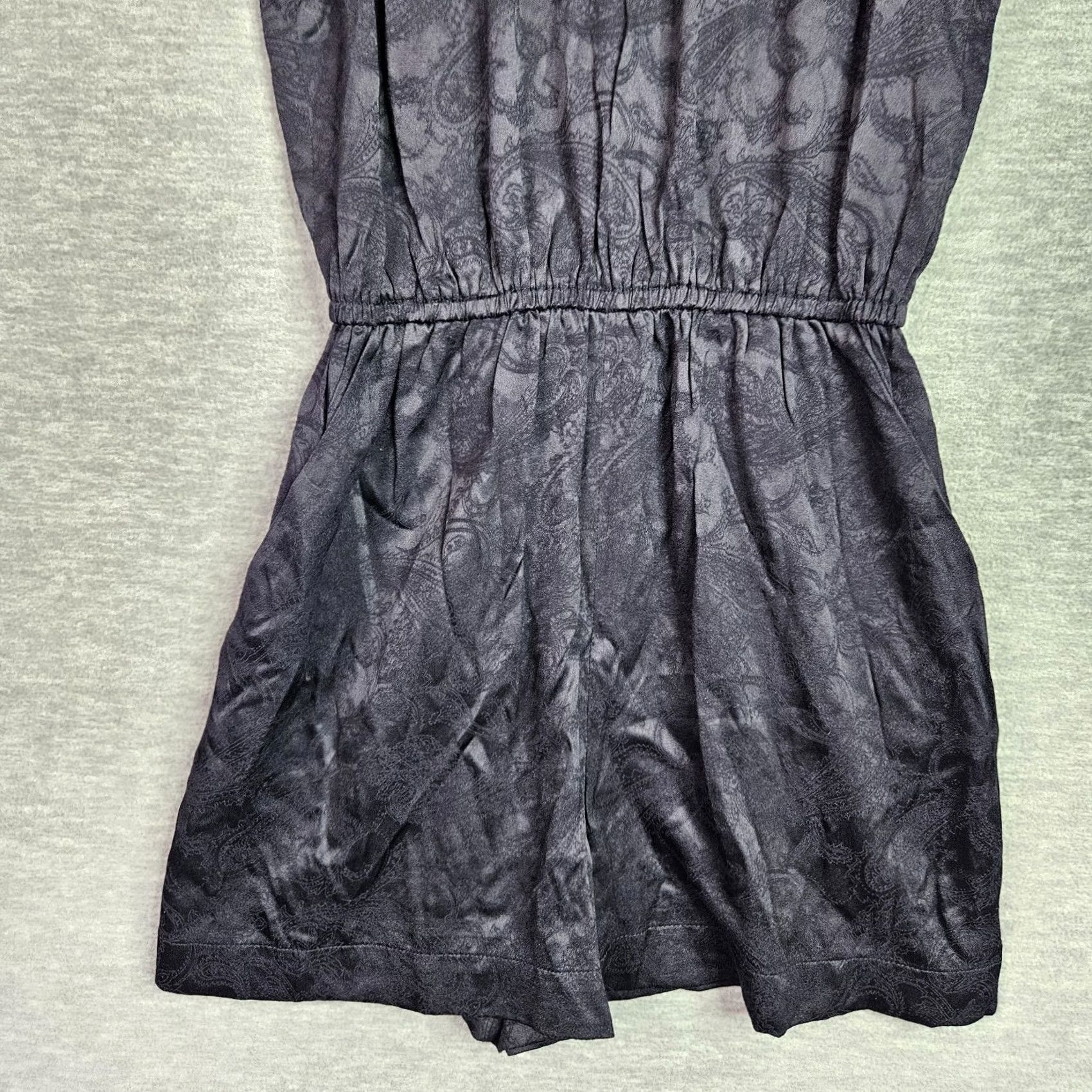 Aritzia Aritzia Romper Shirt Black Sleeveless Elastic Waist Size S Women Vintage No Size 28" / US 6 / IT 42 - 4 Thumbnail