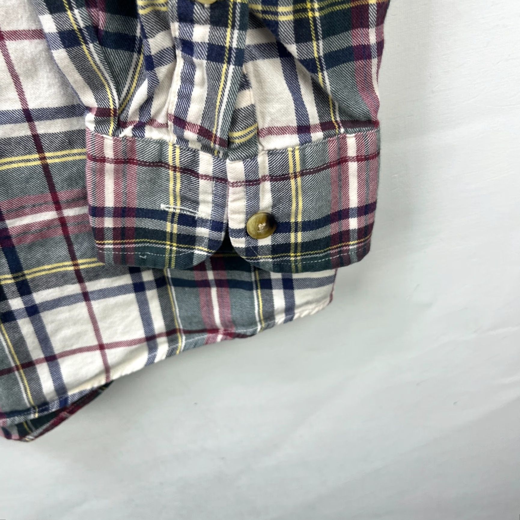 Nautica VINTAGE Nautica Plaid Button-Up Shirt Large Longsleeve Mens L White Size US L / EU 52-54 / 3 - 6 Thumbnail