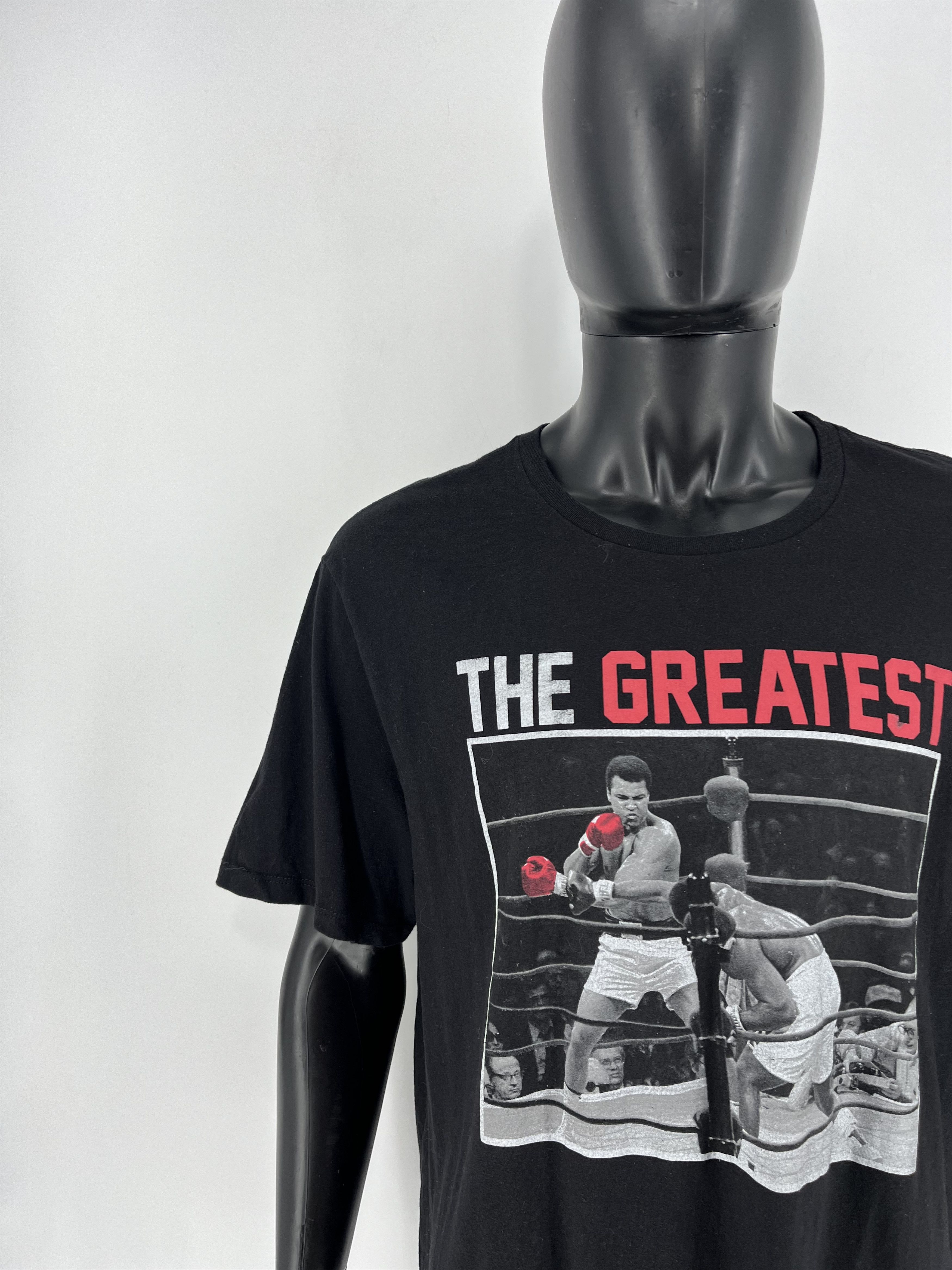 Vintage Y2K The Greatest Muhammad Ali American Boxer Faded Tshirts Size US XXL / EU 58 / 5 - 6 Thumbnail