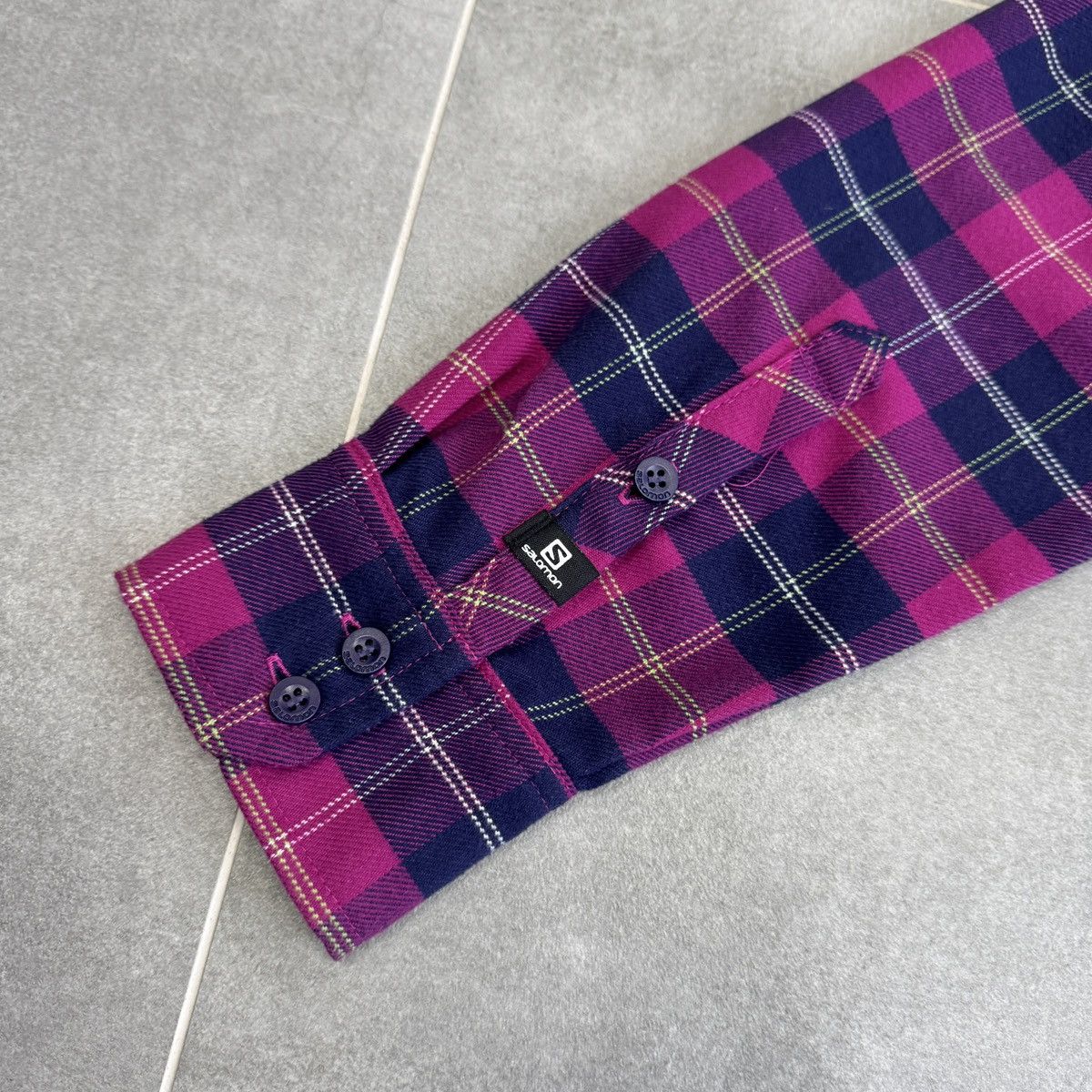 Salomon Salomon Women Flannel Button Shirt Size M Size M / US 6-8 / IT 42-44 - 19 Thumbnail