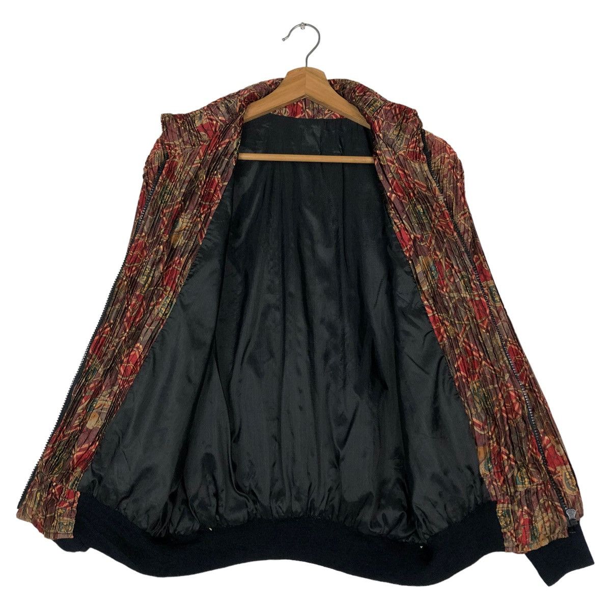 Japanese Brand 🔥RARE VINTAGE BOMBER JACKET PLEATED DESIGN ISSEY MIYAKE Size US M / EU 48-50 / 2 - 13 Thumbnail