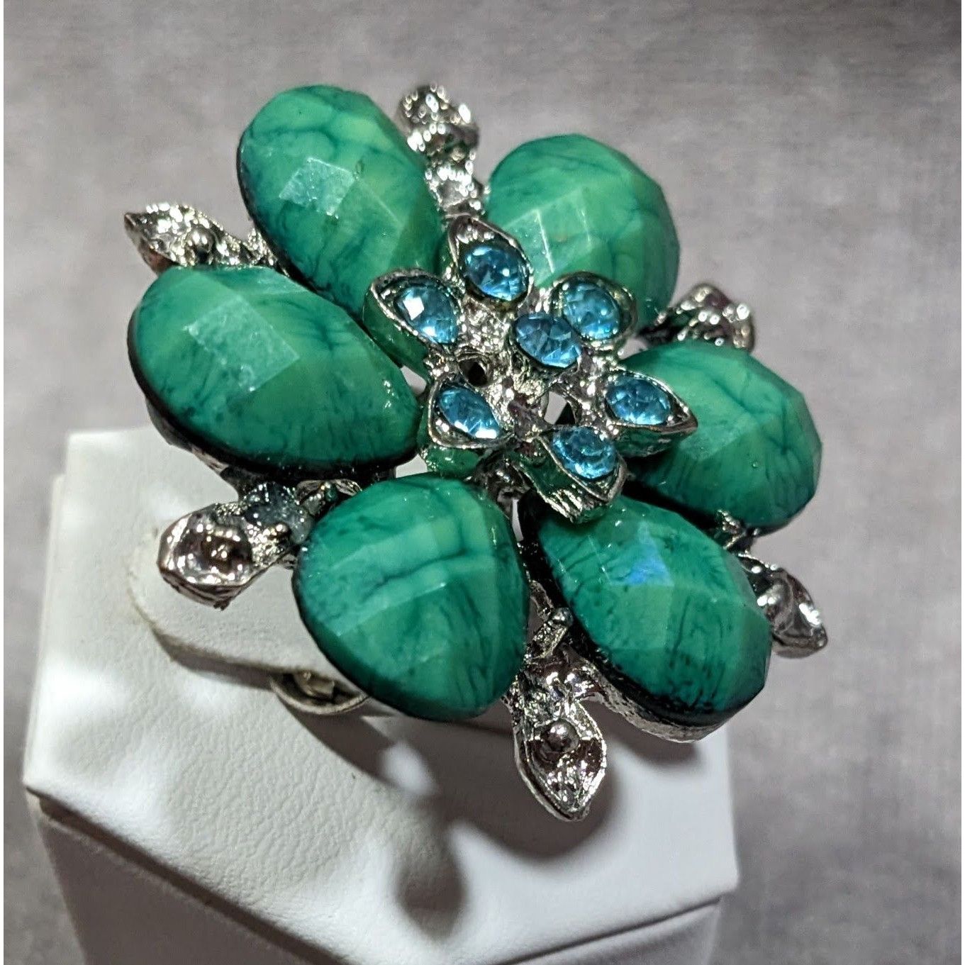 Other Fairycore Floral Glam Green And Silver Tone Adjustable Ring Size ONE SIZE - 7 Thumbnail