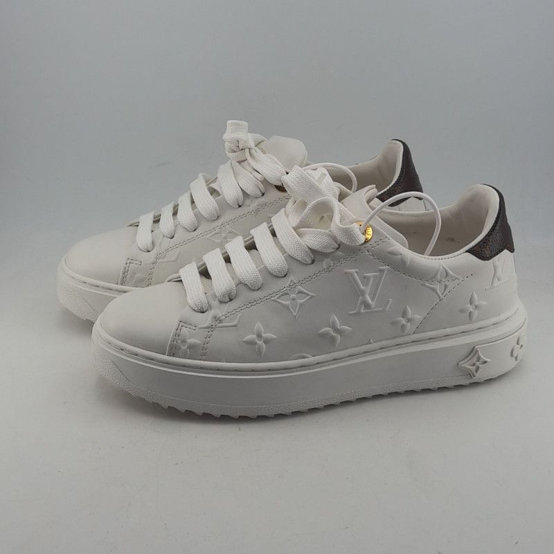 Louis Vuitton Louis Vuitton Time Out White Sneakers for Women 0079 Size US 5 / IT 35 - 1 Thumbnail
