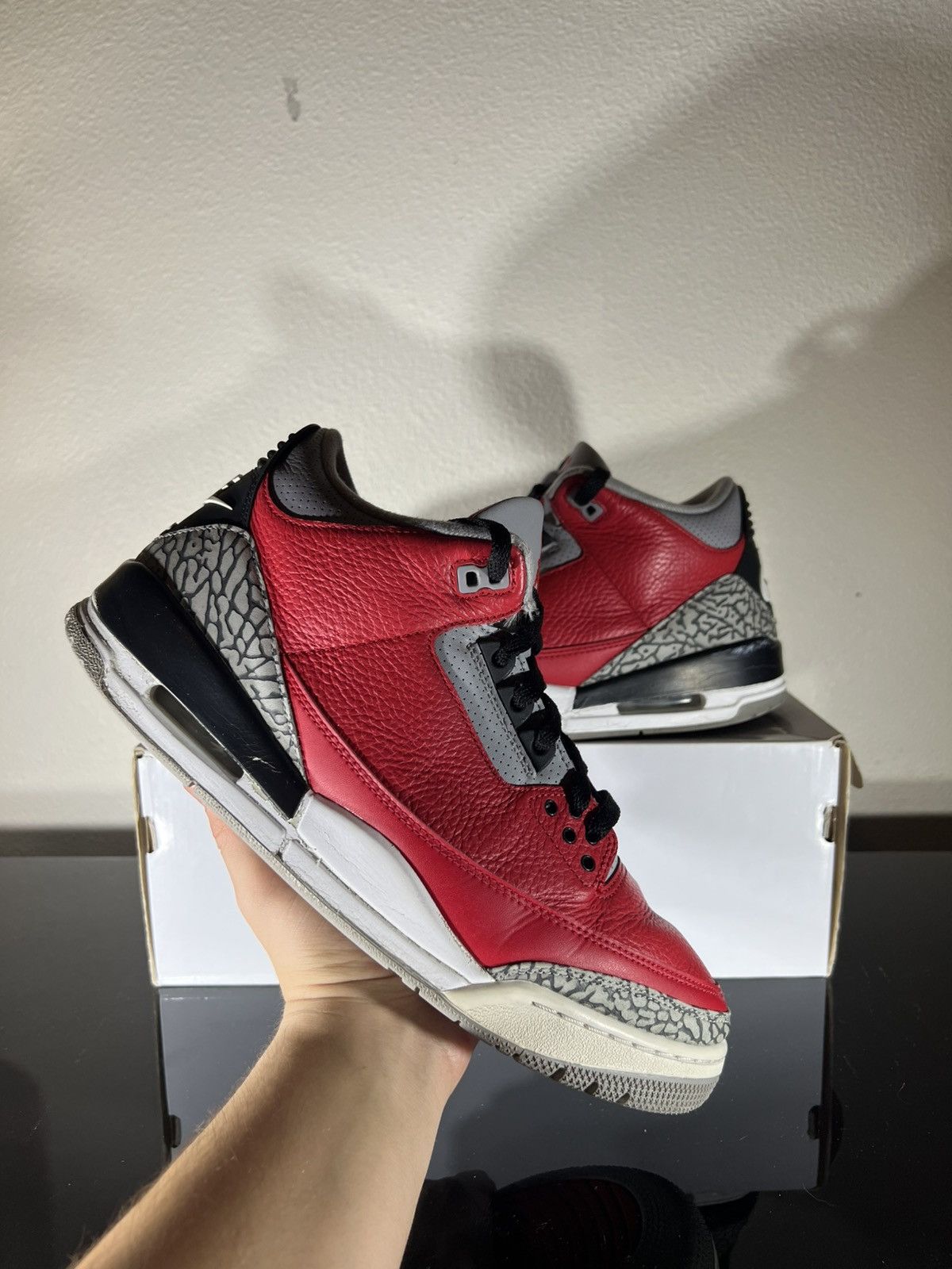 Jordan Brand Jordan 3 ‘Unite’ Size US 10.5 / EU 43-44 - 6 Thumbnail