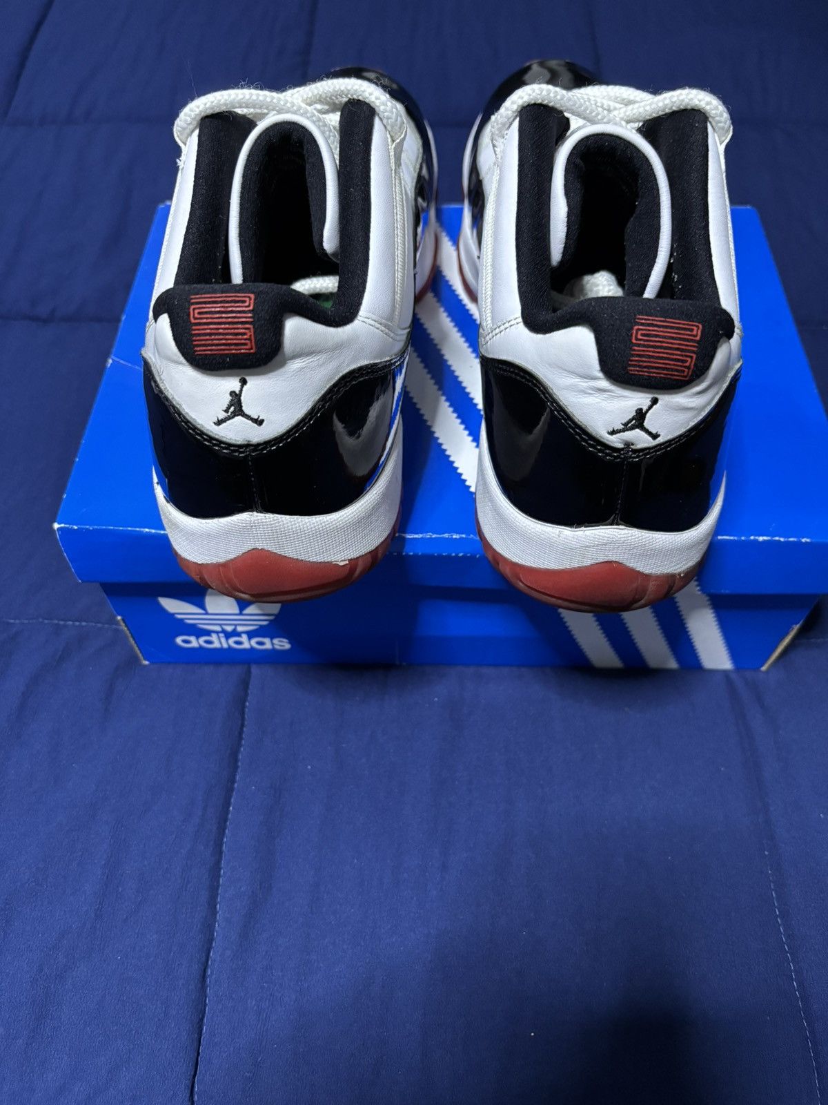 Jordan Brand Jordan 11 Retro Low Concord-Bred 2020 Size 13 Size US 13 / EU 46 - 5 Thumbnail