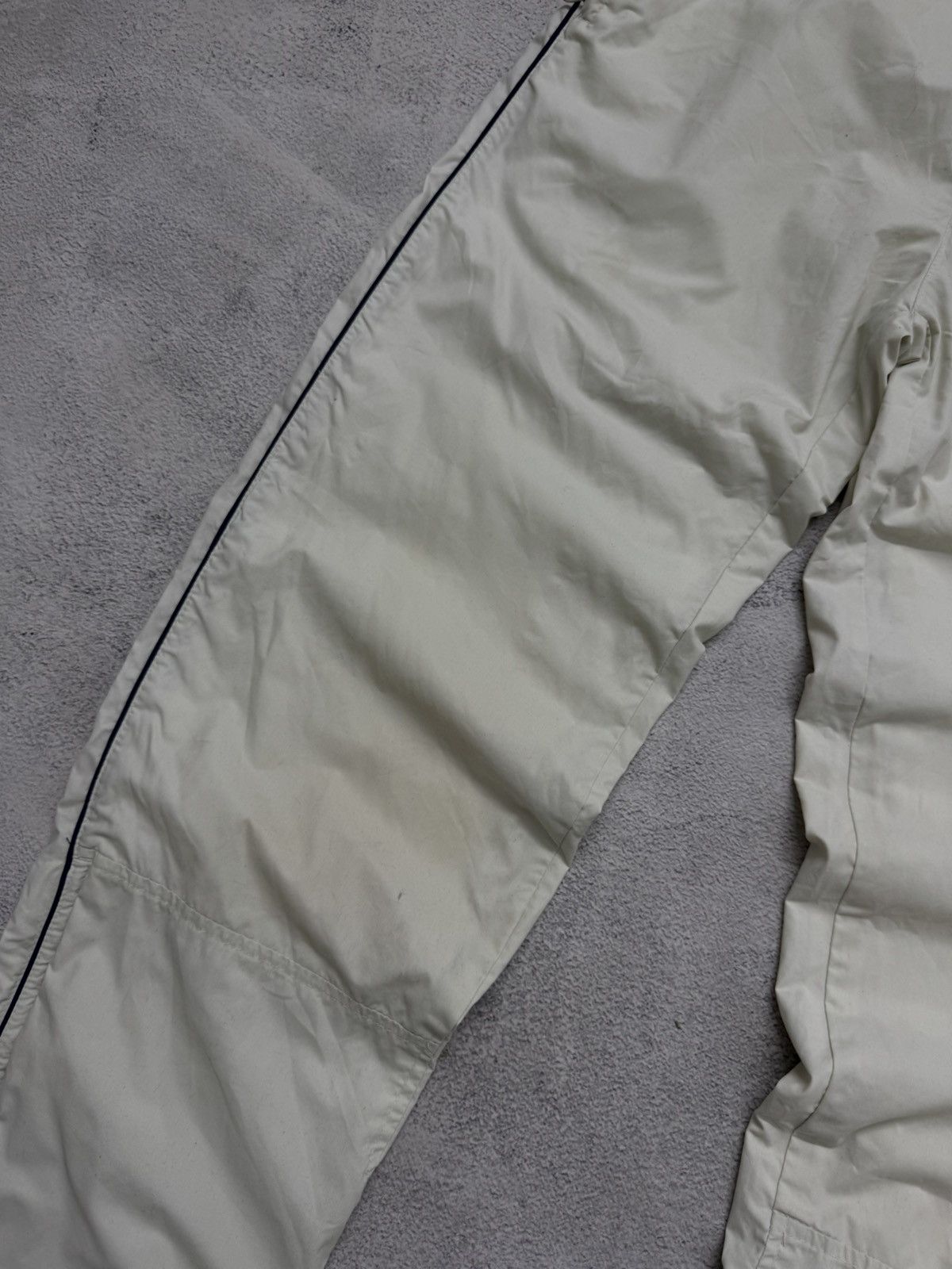 Nike Vintage Y2K Nike Mini Swoosh Pants 00’s Size US 31 - 8 Thumbnail