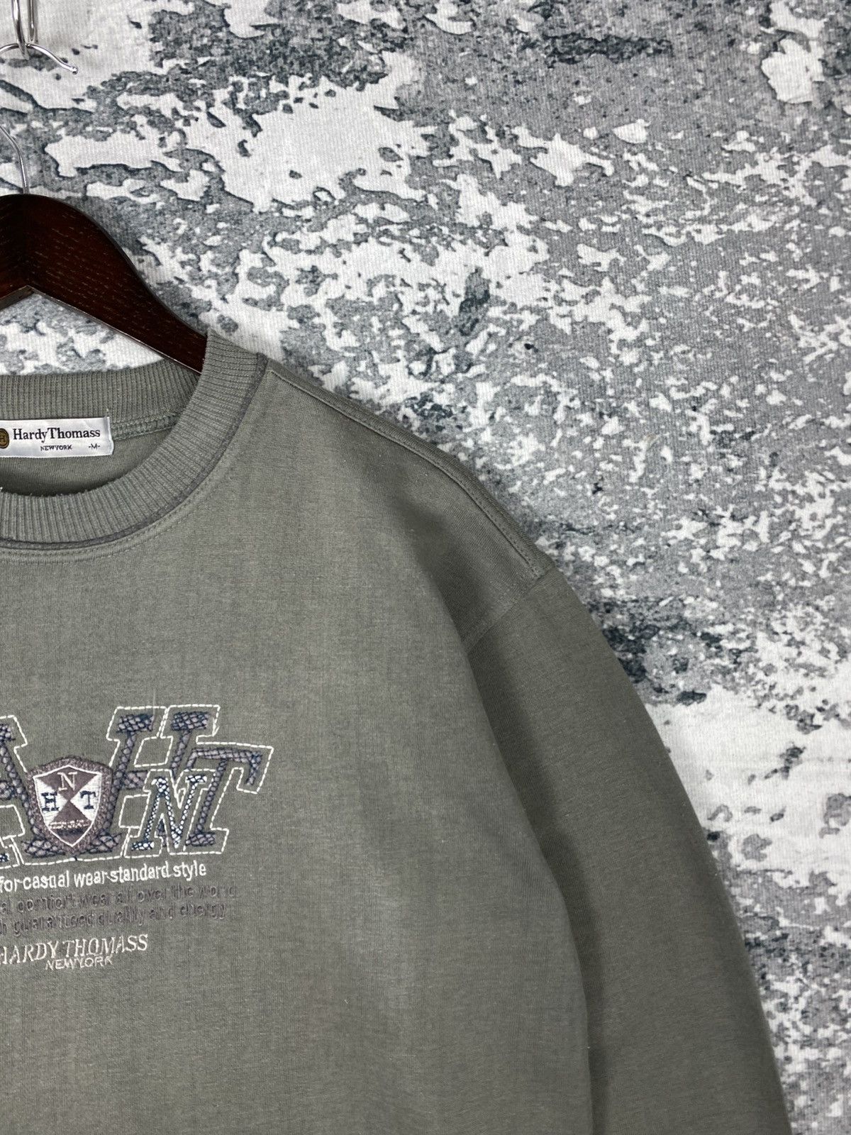 Designer Vintage Hardy Thomas Crewneck Sweatshirts Size US M / EU 48-50 / 2 - 3 Thumbnail